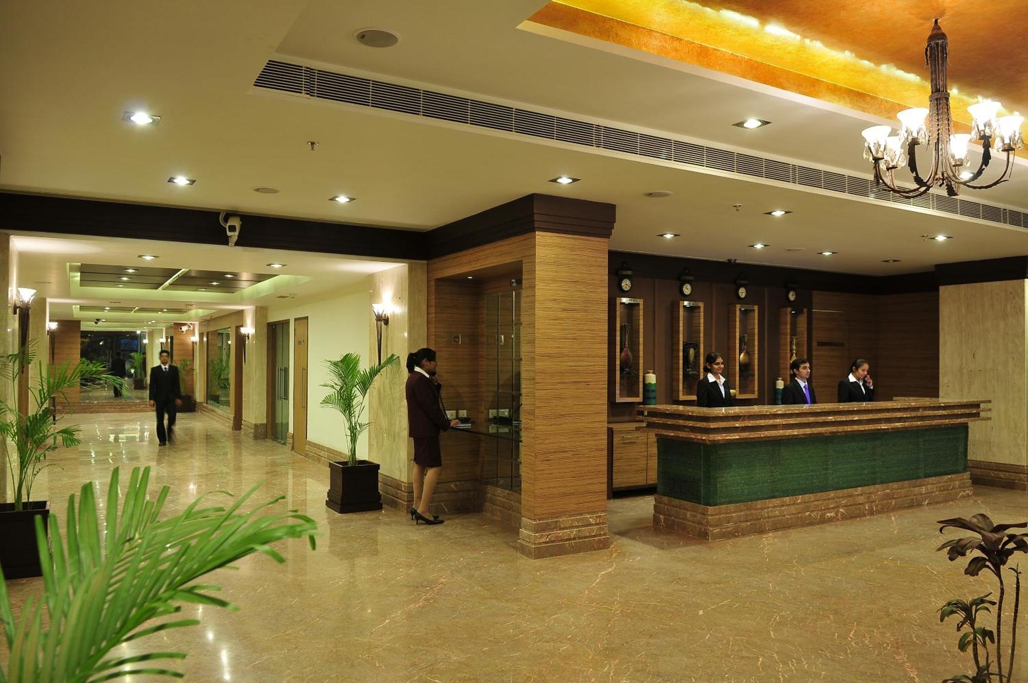 Hotel The Cambay Grand 4*