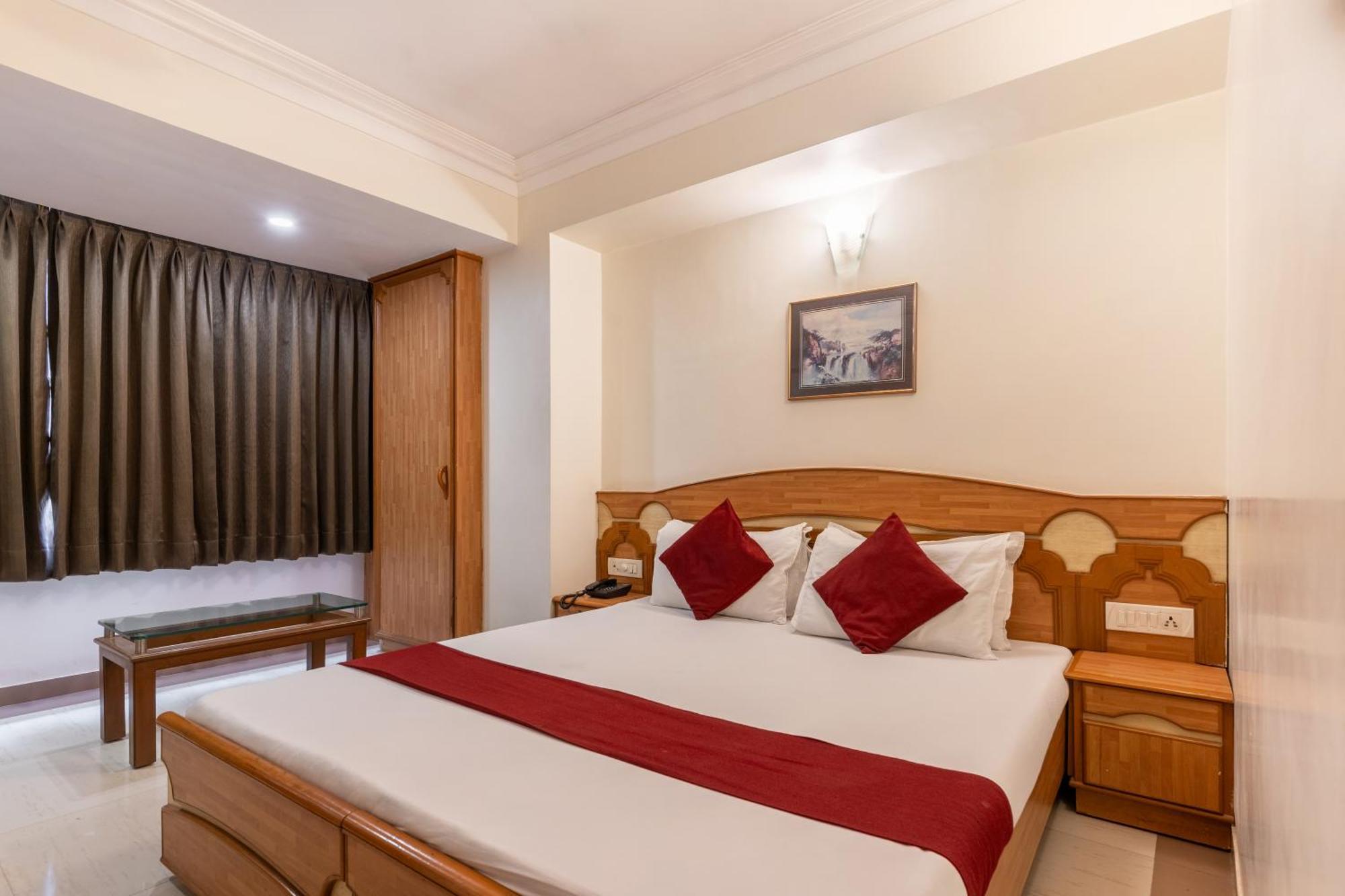 Prime Hotel Ahmedabad