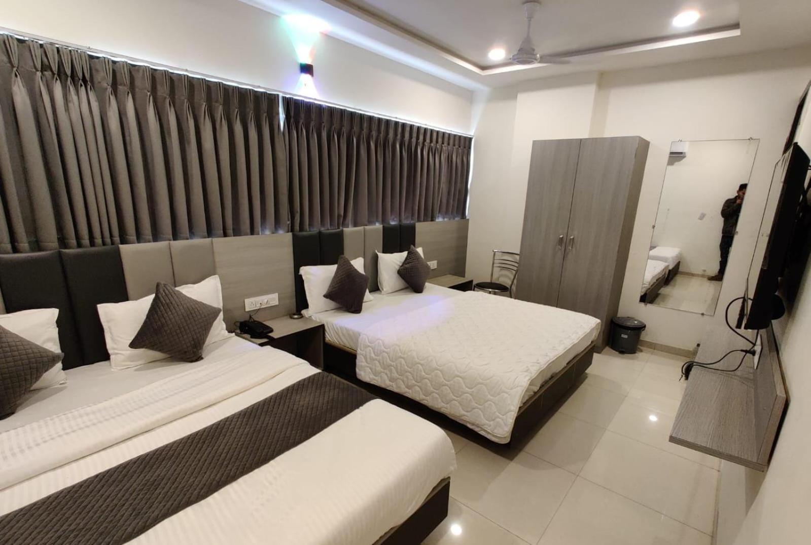 Selfie Hotel Ahmedabad