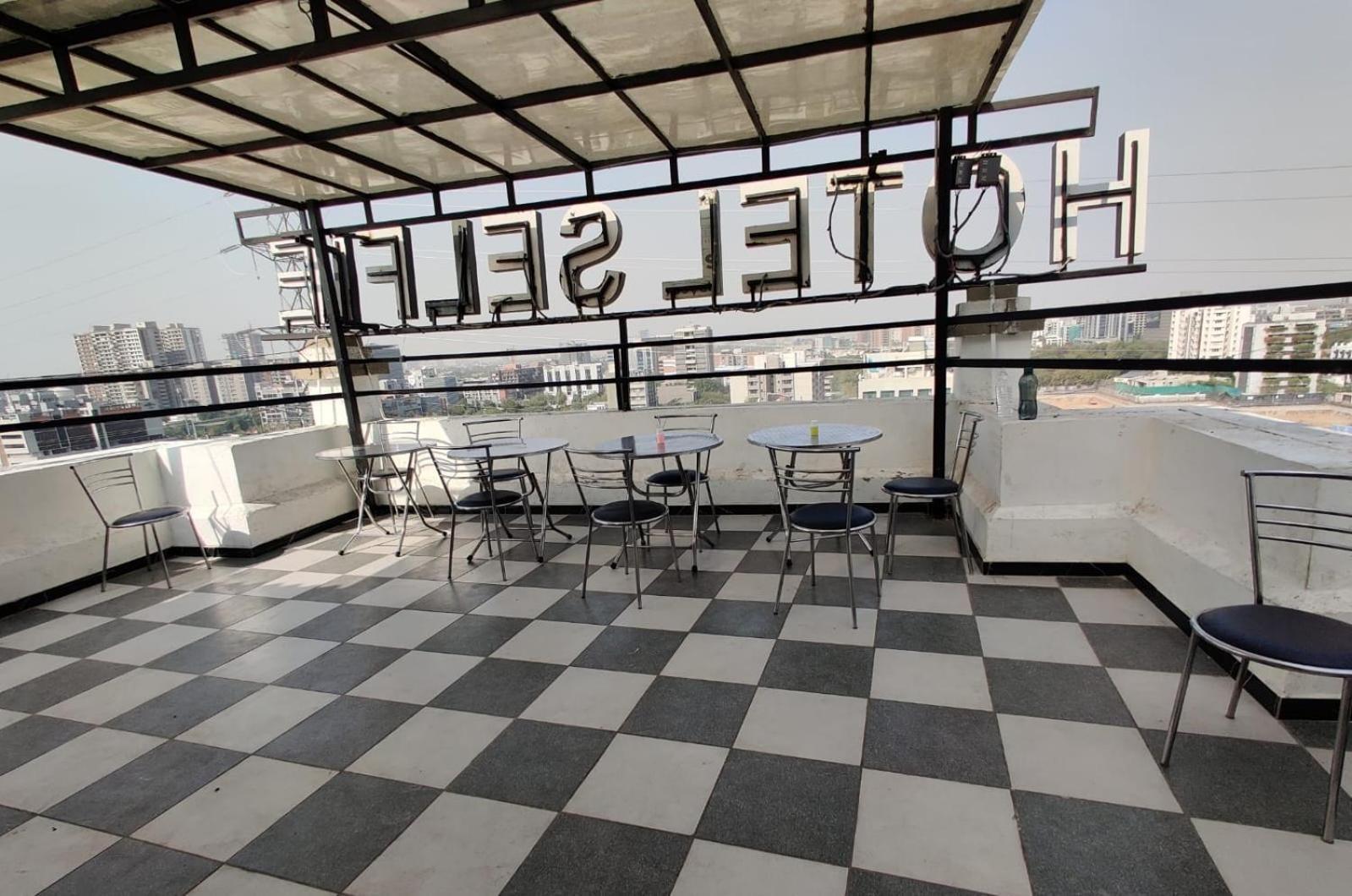 Selfie Hotel Ahmedabad
