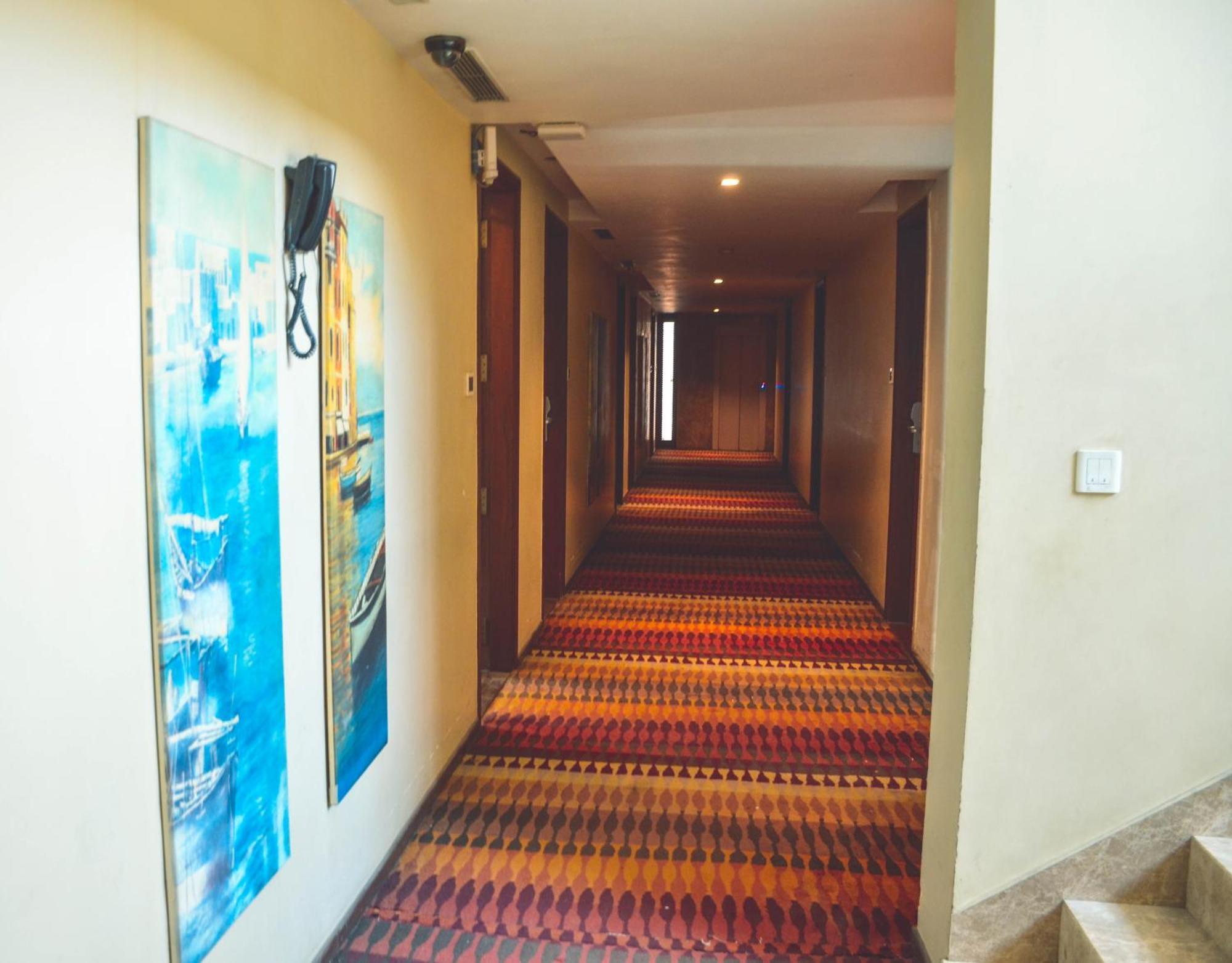 Riverview 3* Ahmedabad