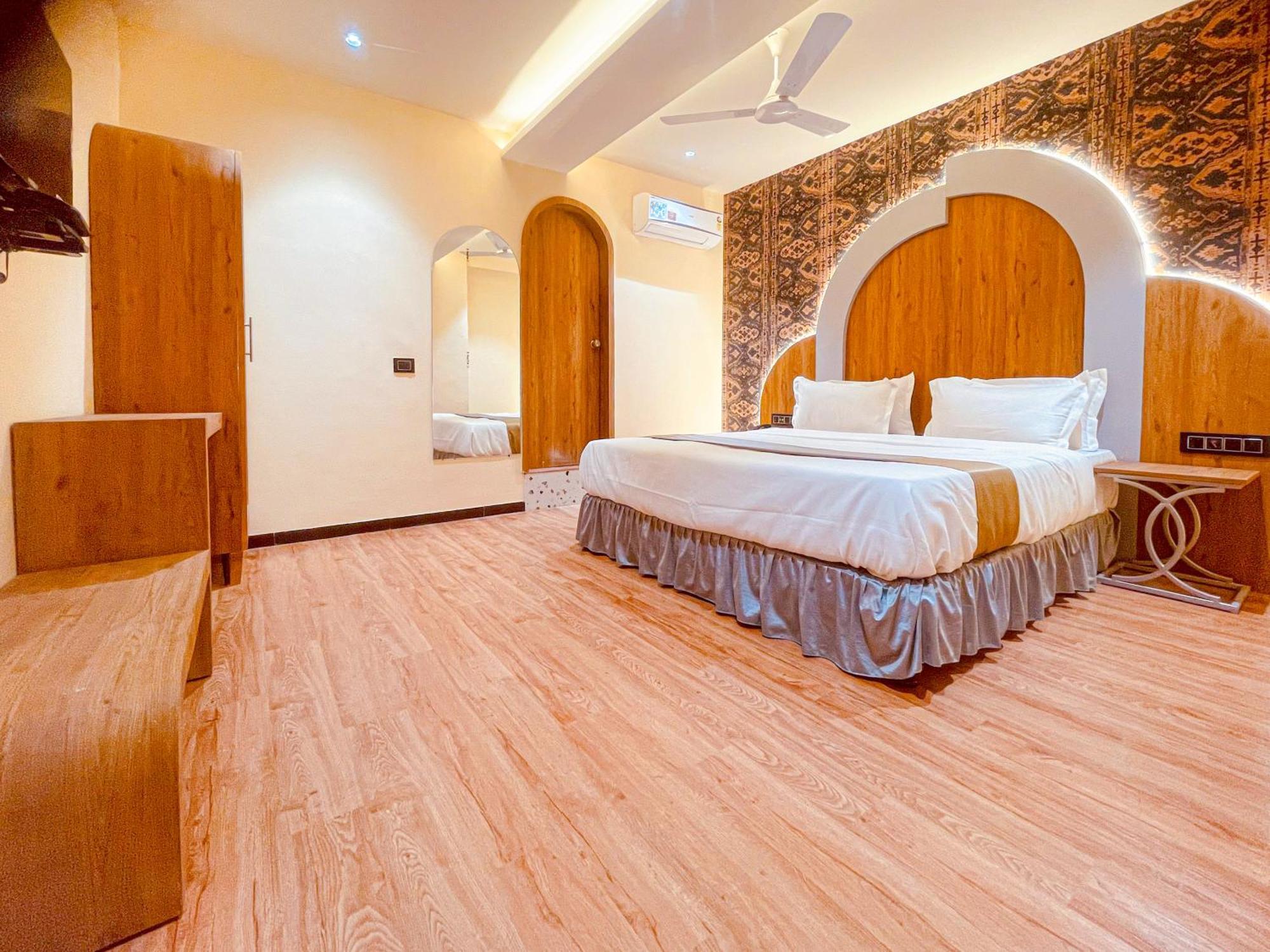 Nova Bopal Hotel