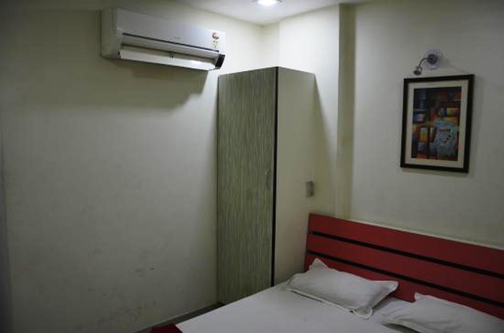 Royal Apple Hotel Ahmedabad