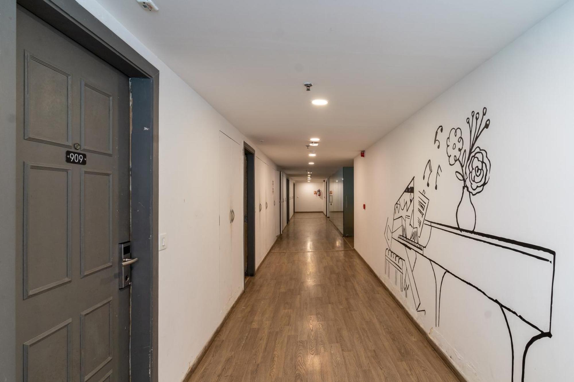 Hotel Sunflare Ahmedabad