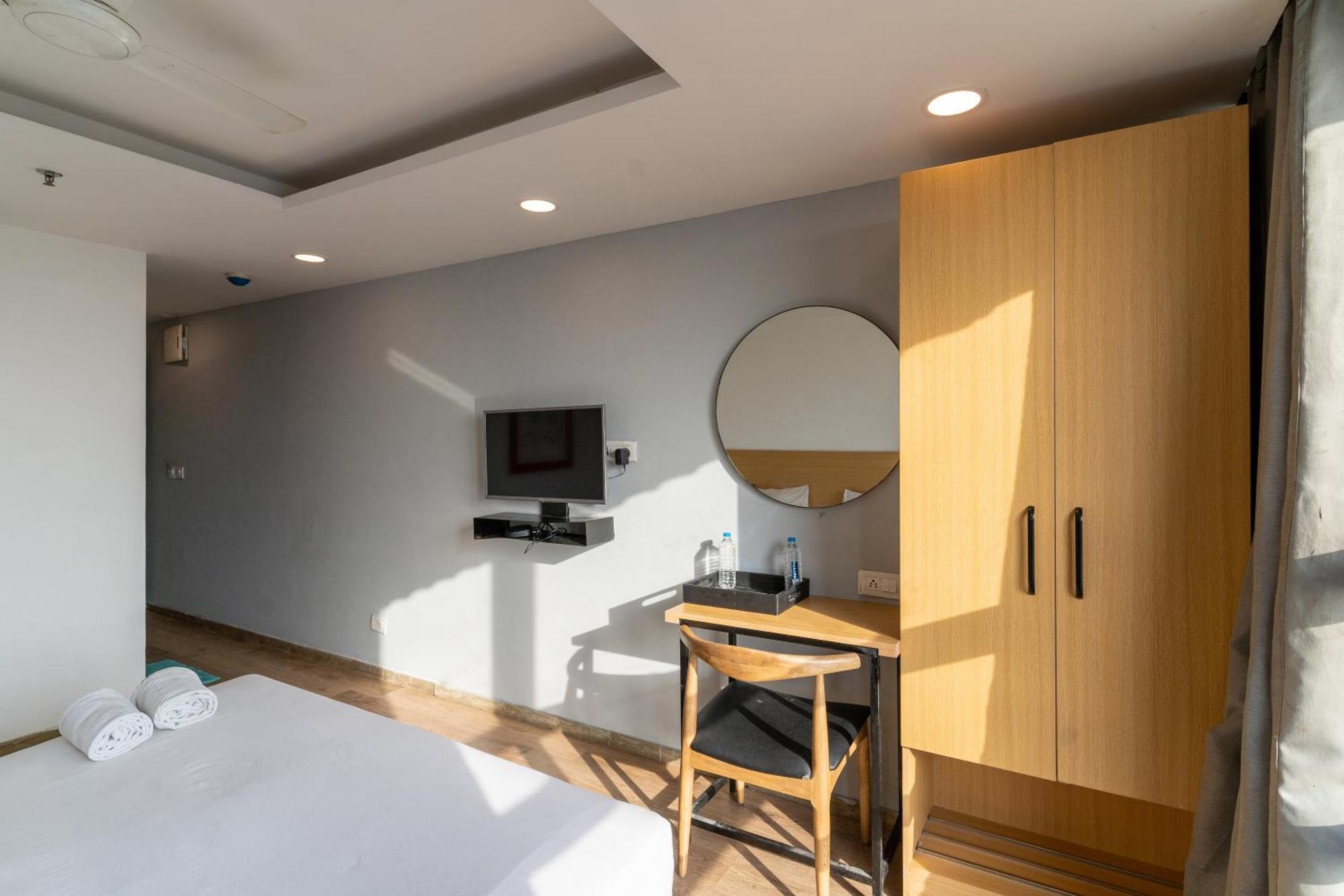 Hotel Sunflare Ahmedabad