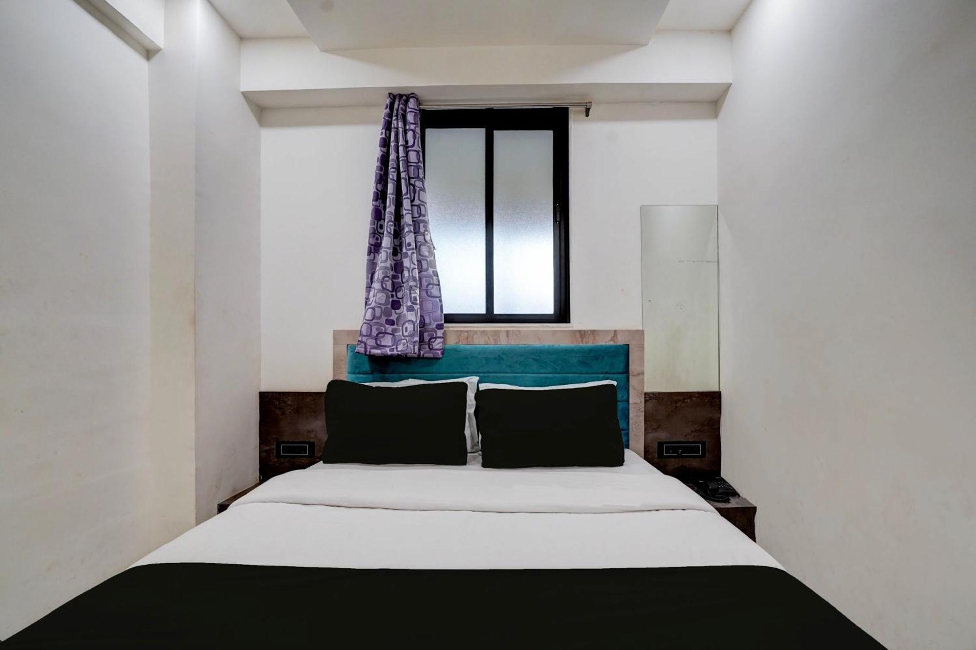Oyo Westin Park Ahmedabad
