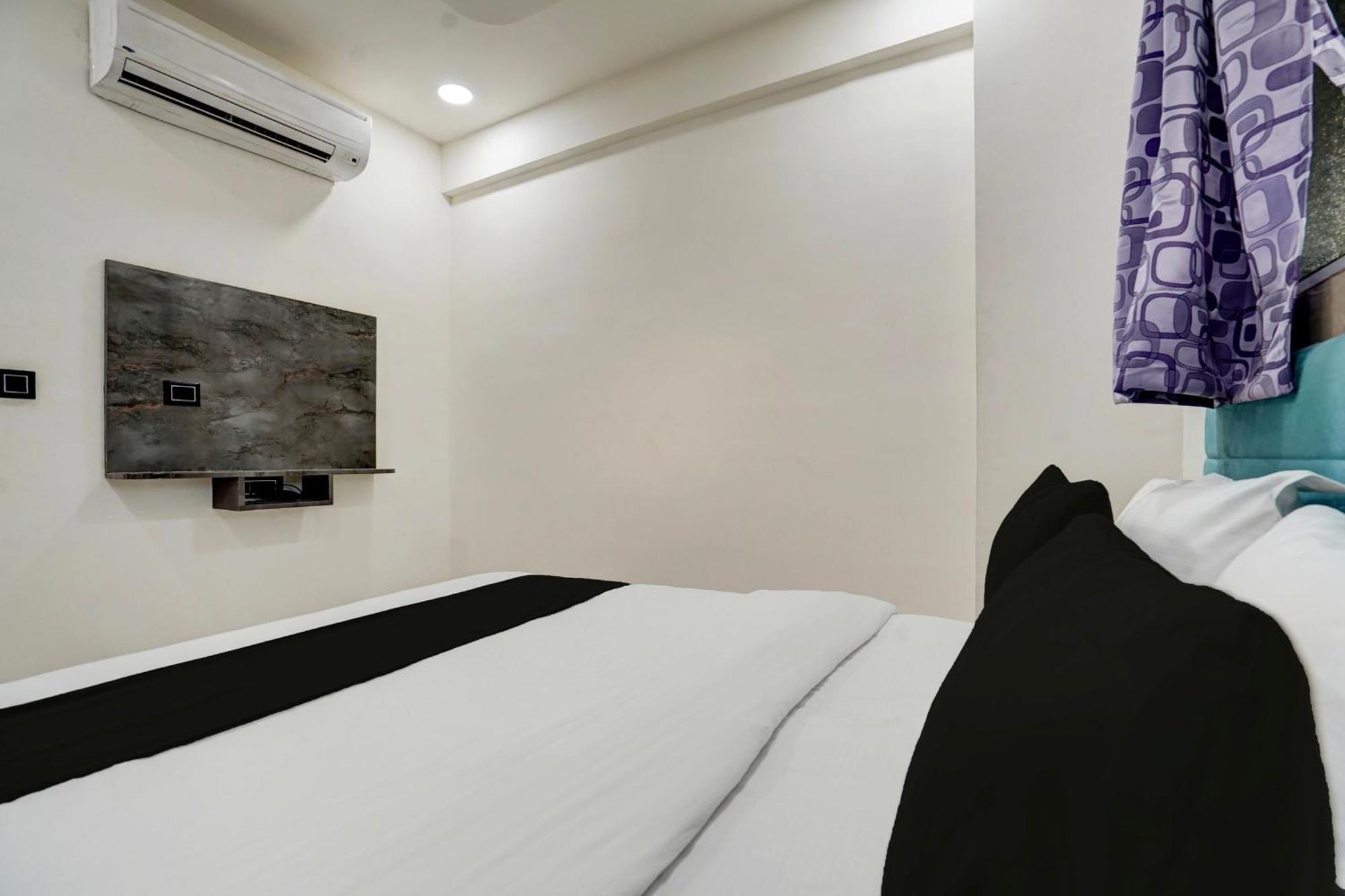 Oyo Westin Park Hotel 4*
