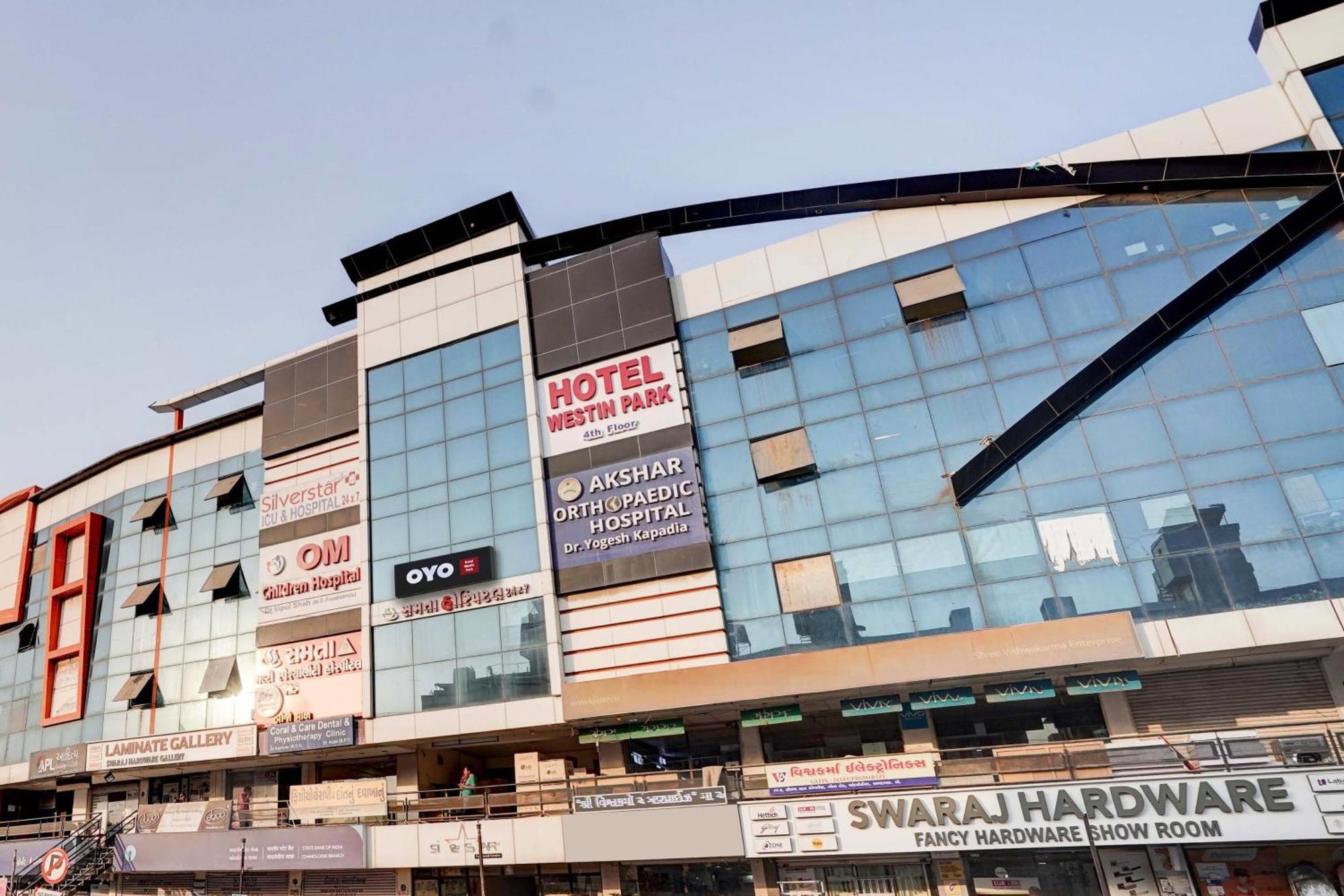 Hotel Oyo Westin Park Ahmedabad