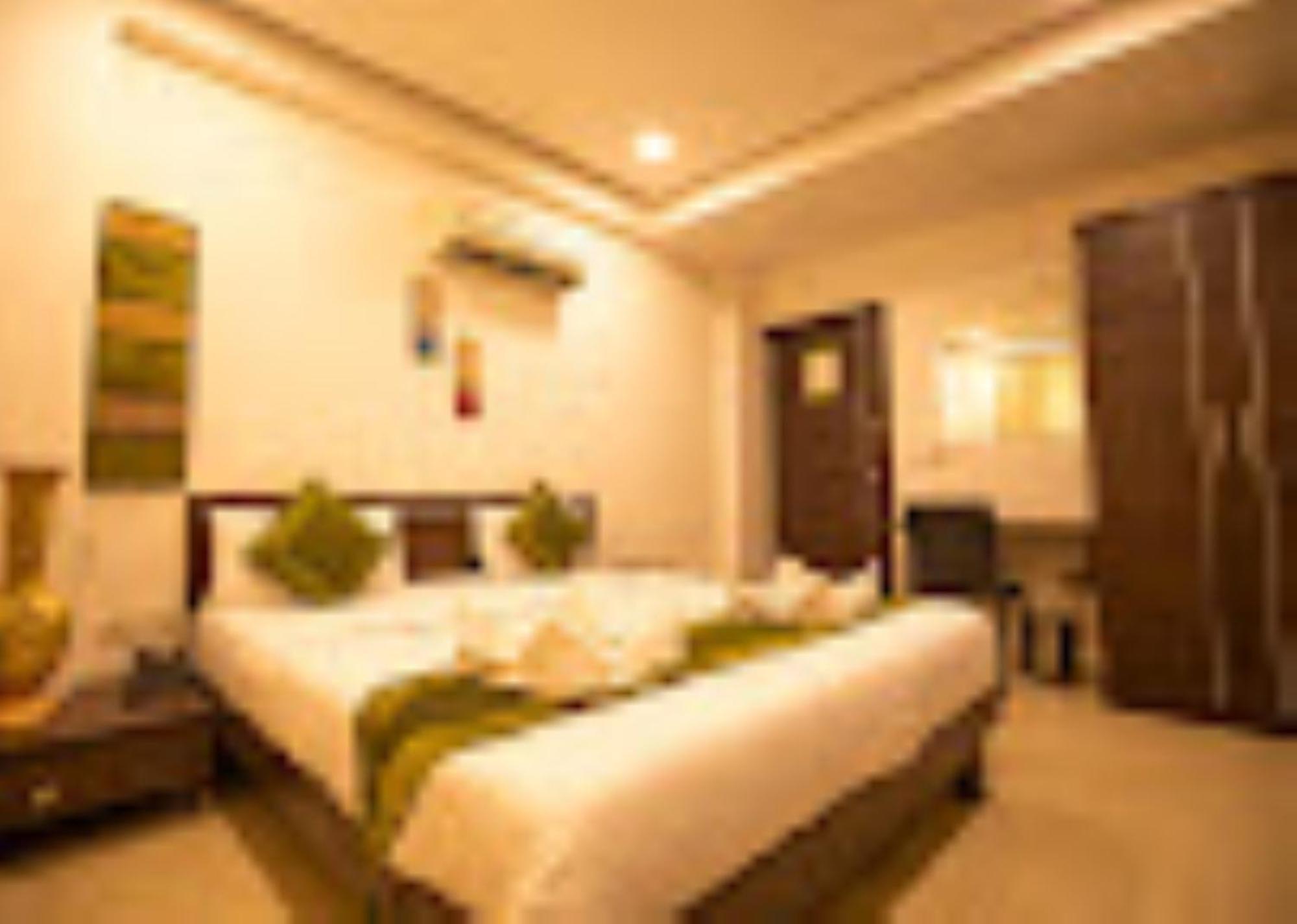 Hotel Shrimad Residency 3*