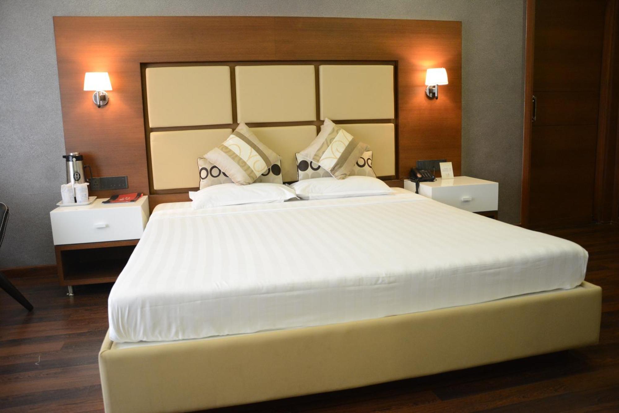 Platinum Residency Hotel