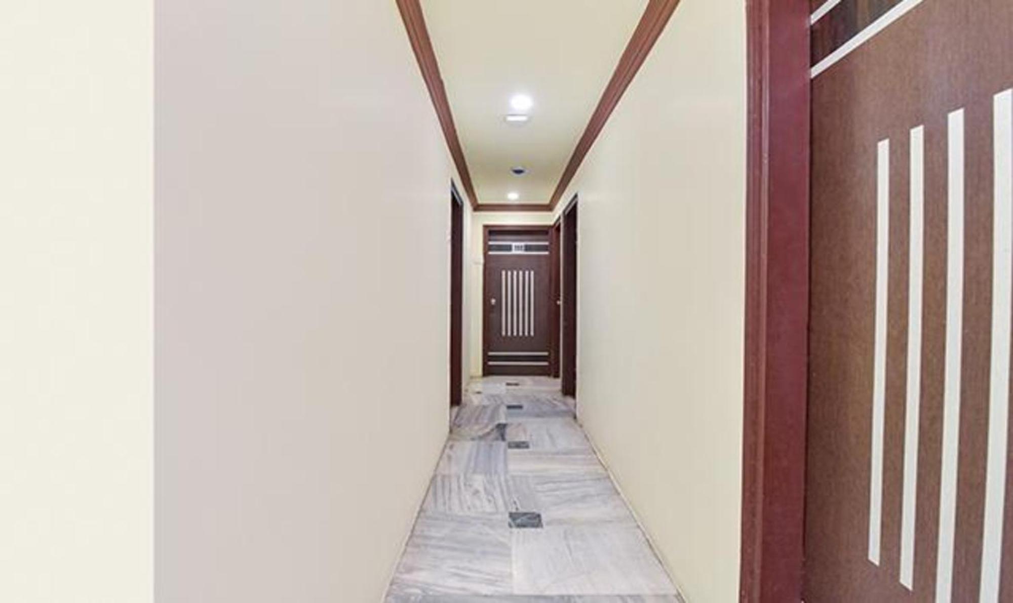 Fabexpress Poonam Palace Hotel