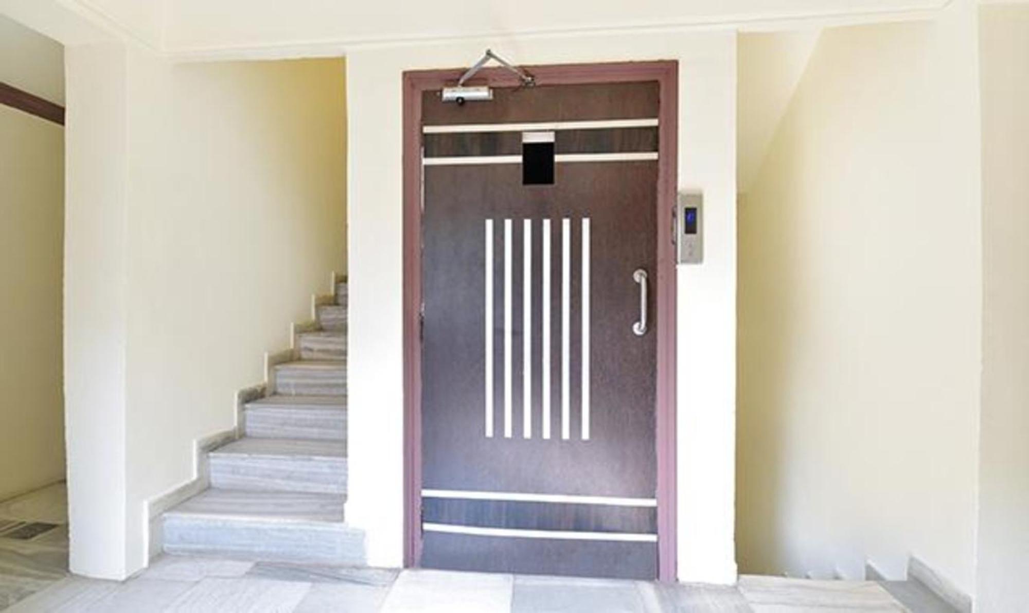 Fabexpress Poonam Palace Hotel