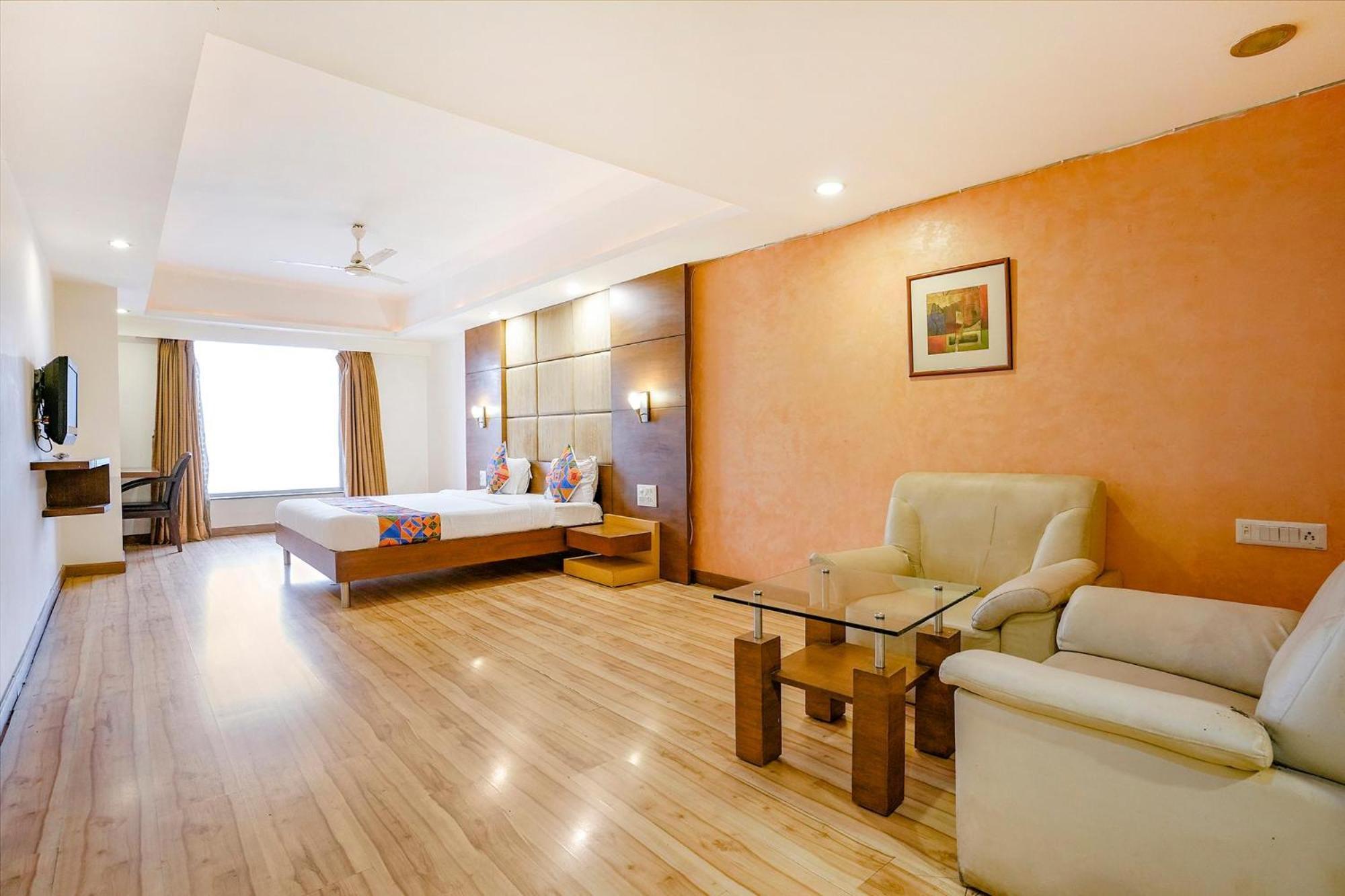 Hotel Fabhotel Cambay Sapphire Ahmedabad