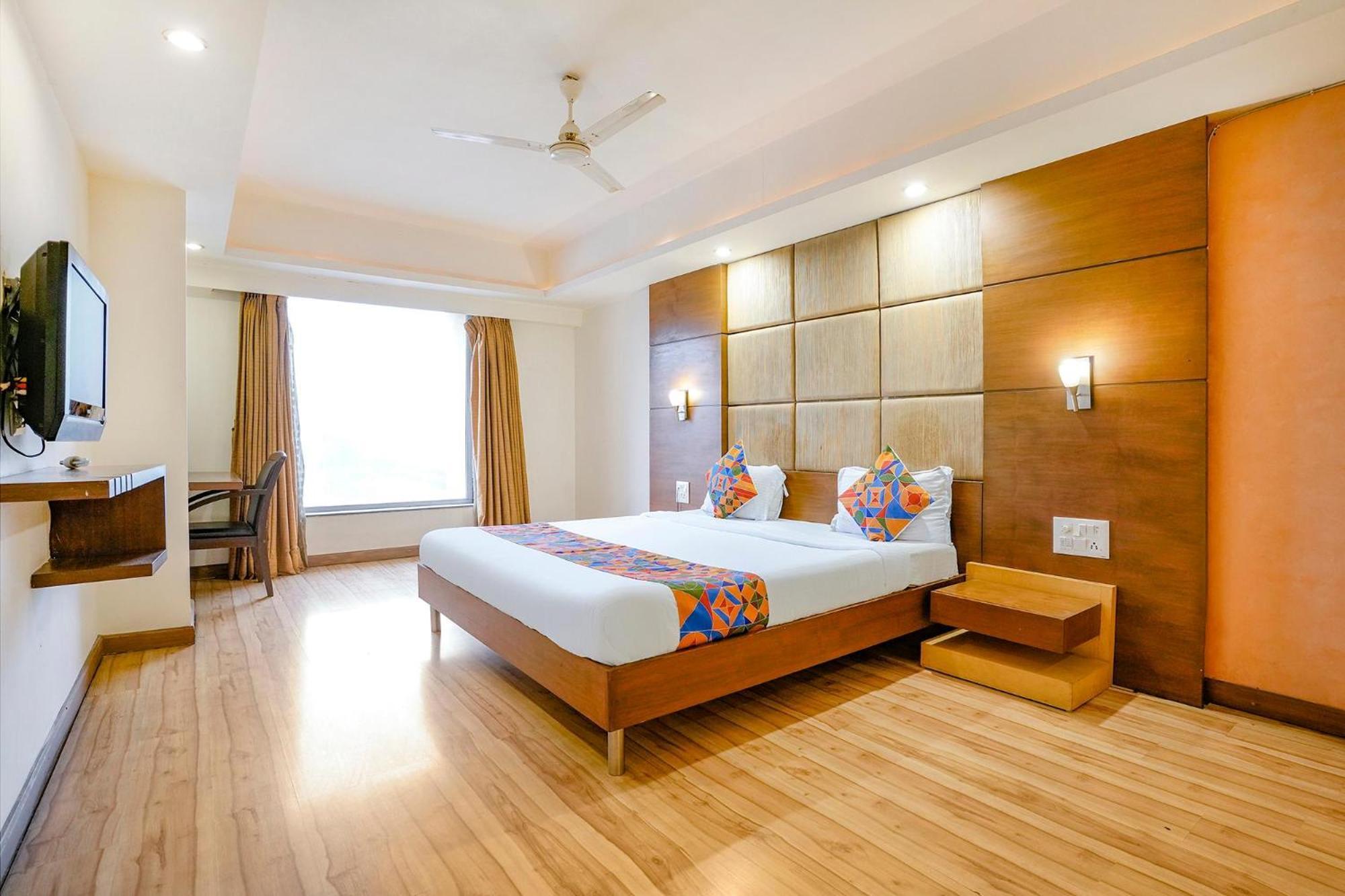 Fabhotel Cambay Sapphire 3*