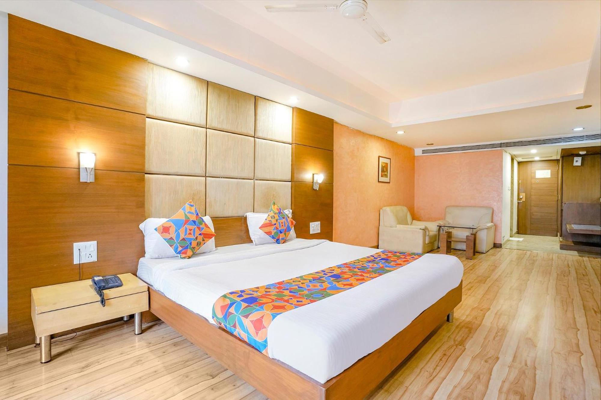 Fabhotel Cambay Sapphire Hotel