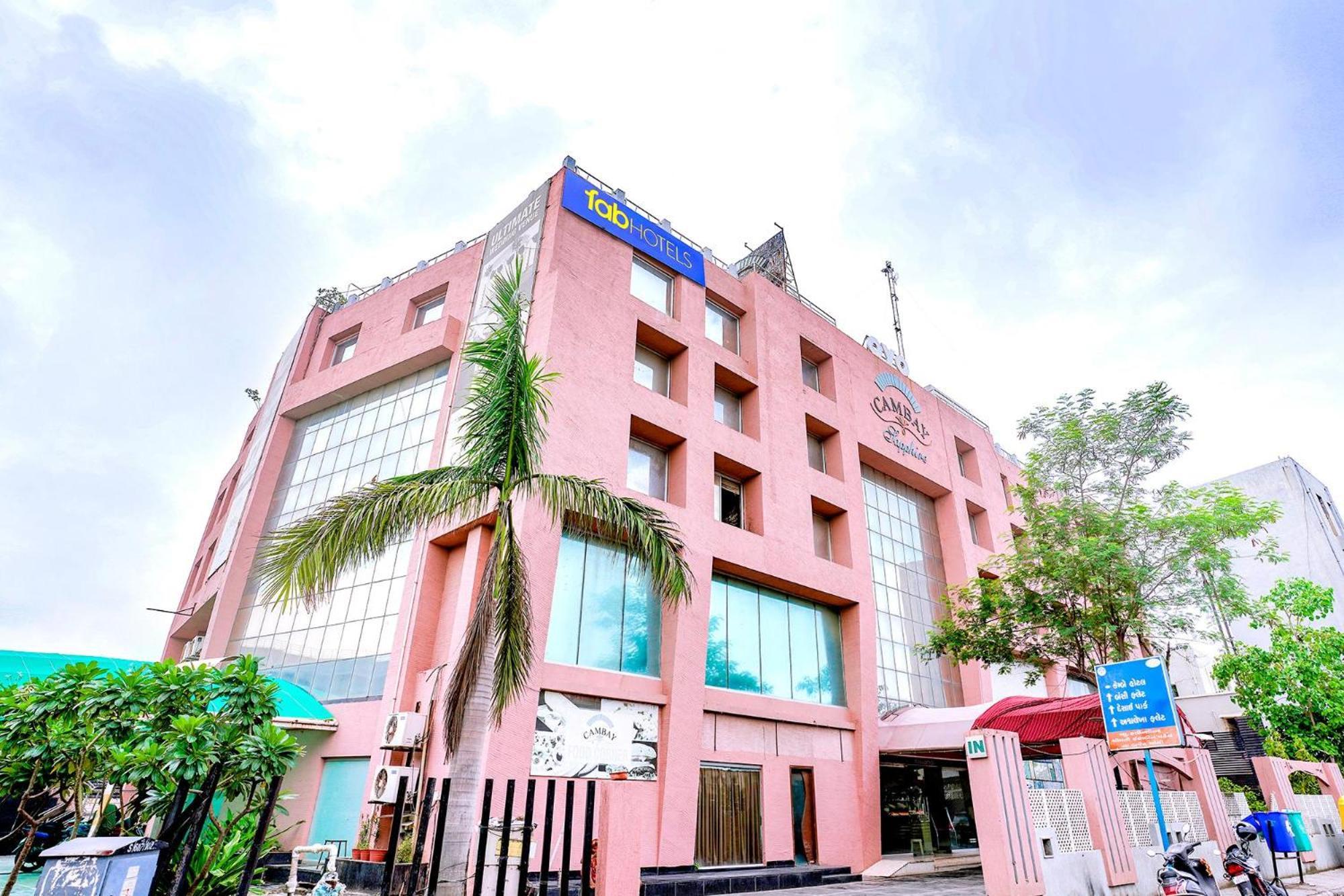 Hotel Fabhotel Cambay Sapphire 3*