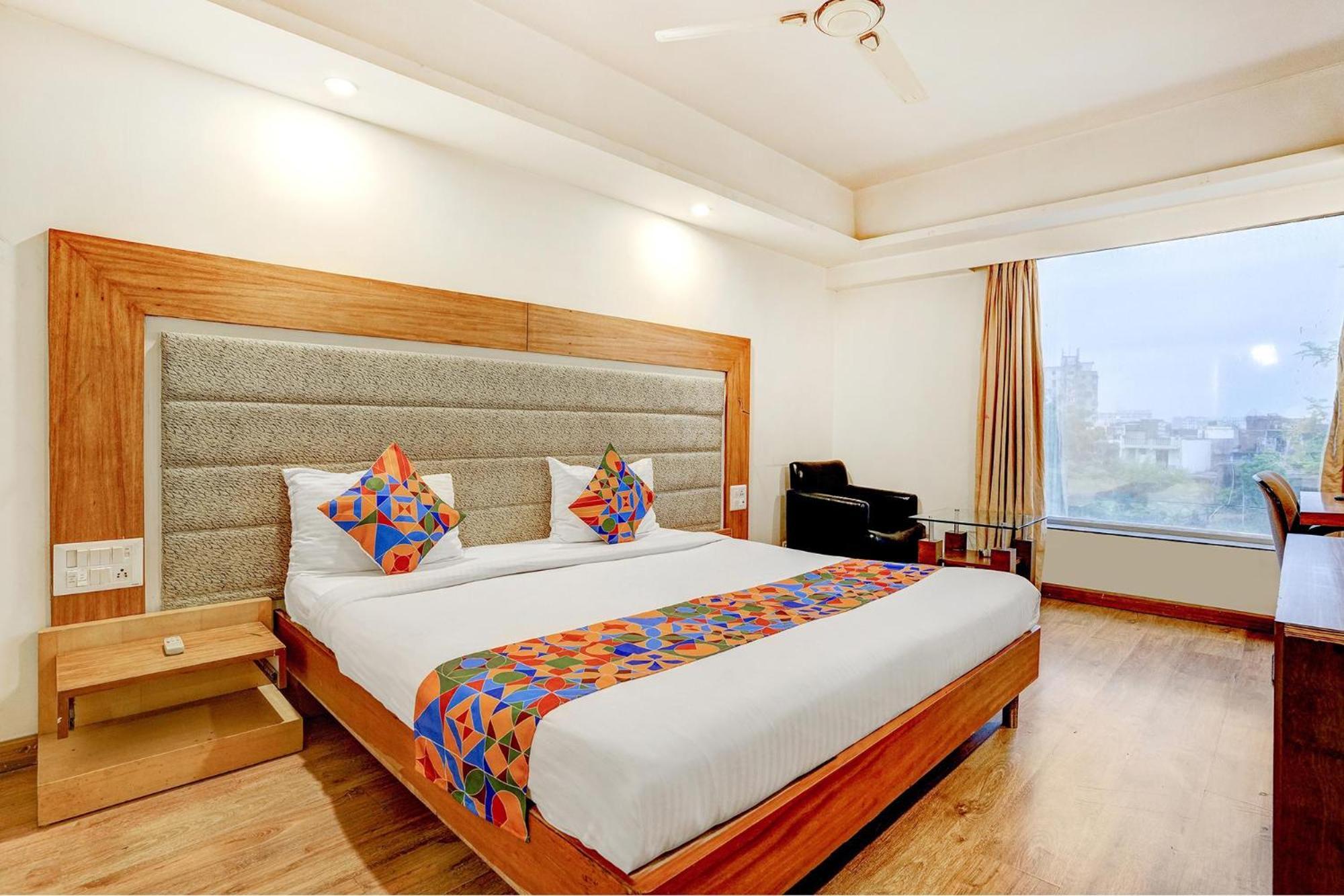 Hotel Fabhotel Cambay Sapphire