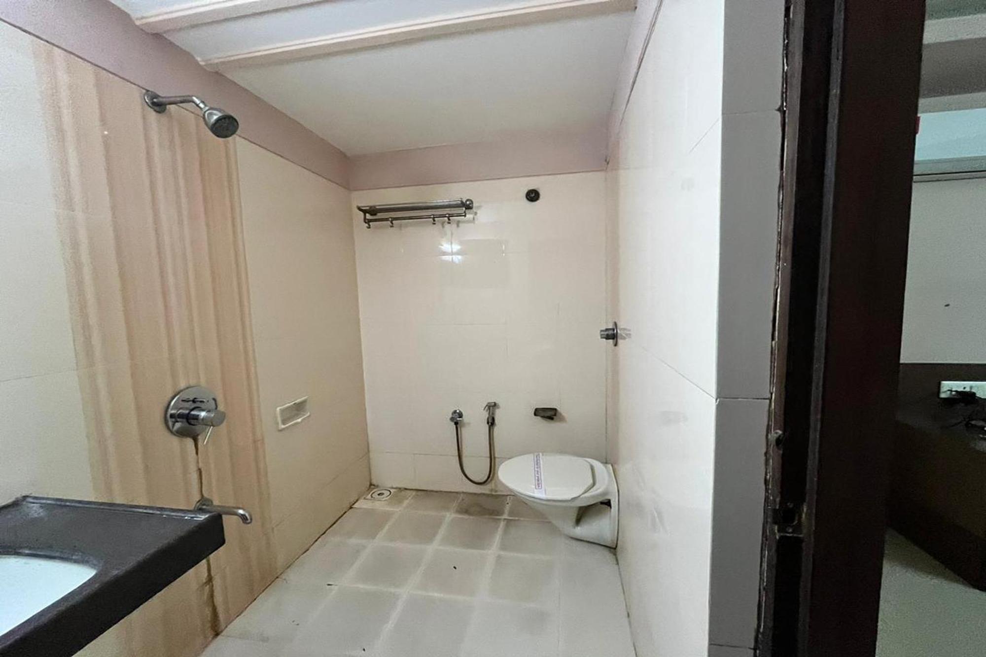 Shailly Hotel 3*