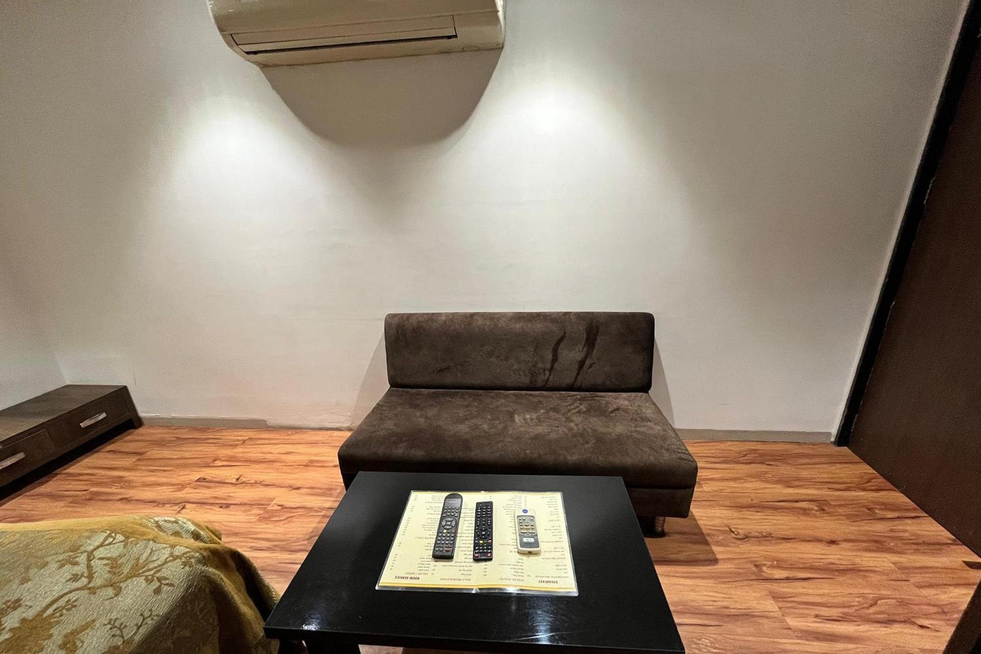 Shailly Hotel Ahmedabad