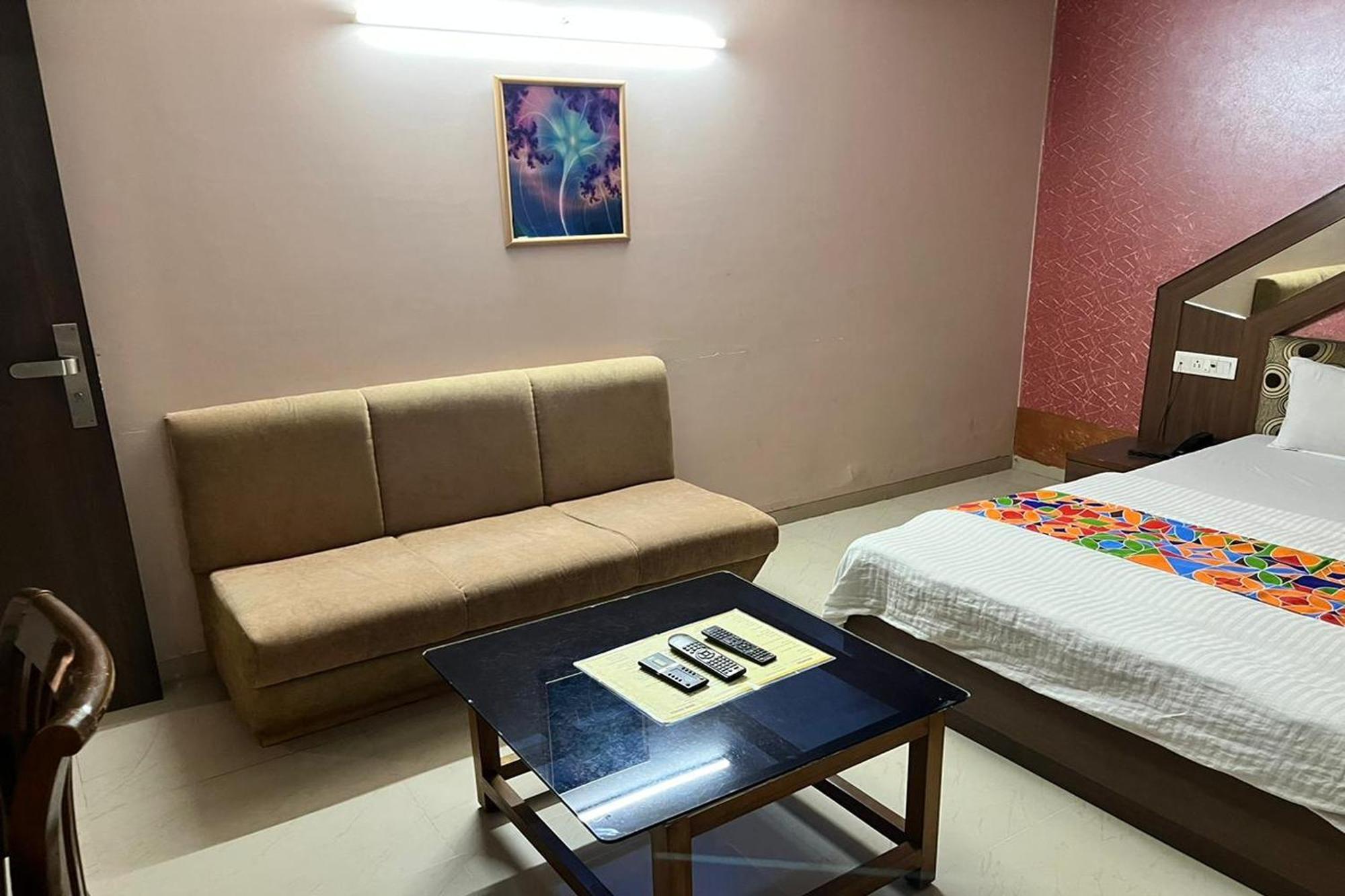 Hotel Shailly Ahmedabad