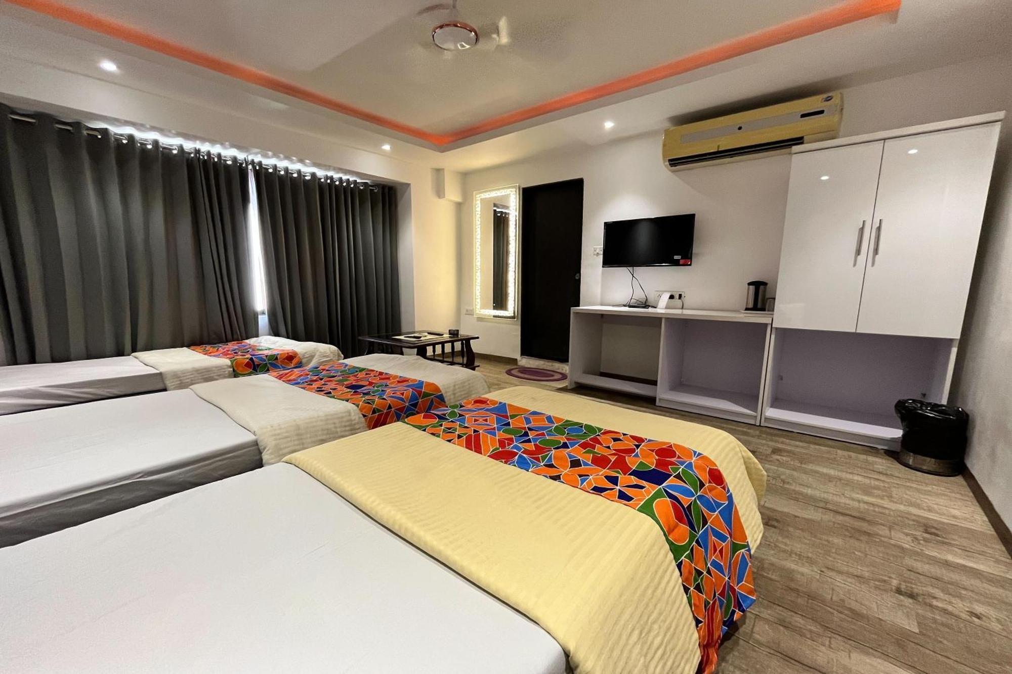 Shailly Hotel Ahmedabad