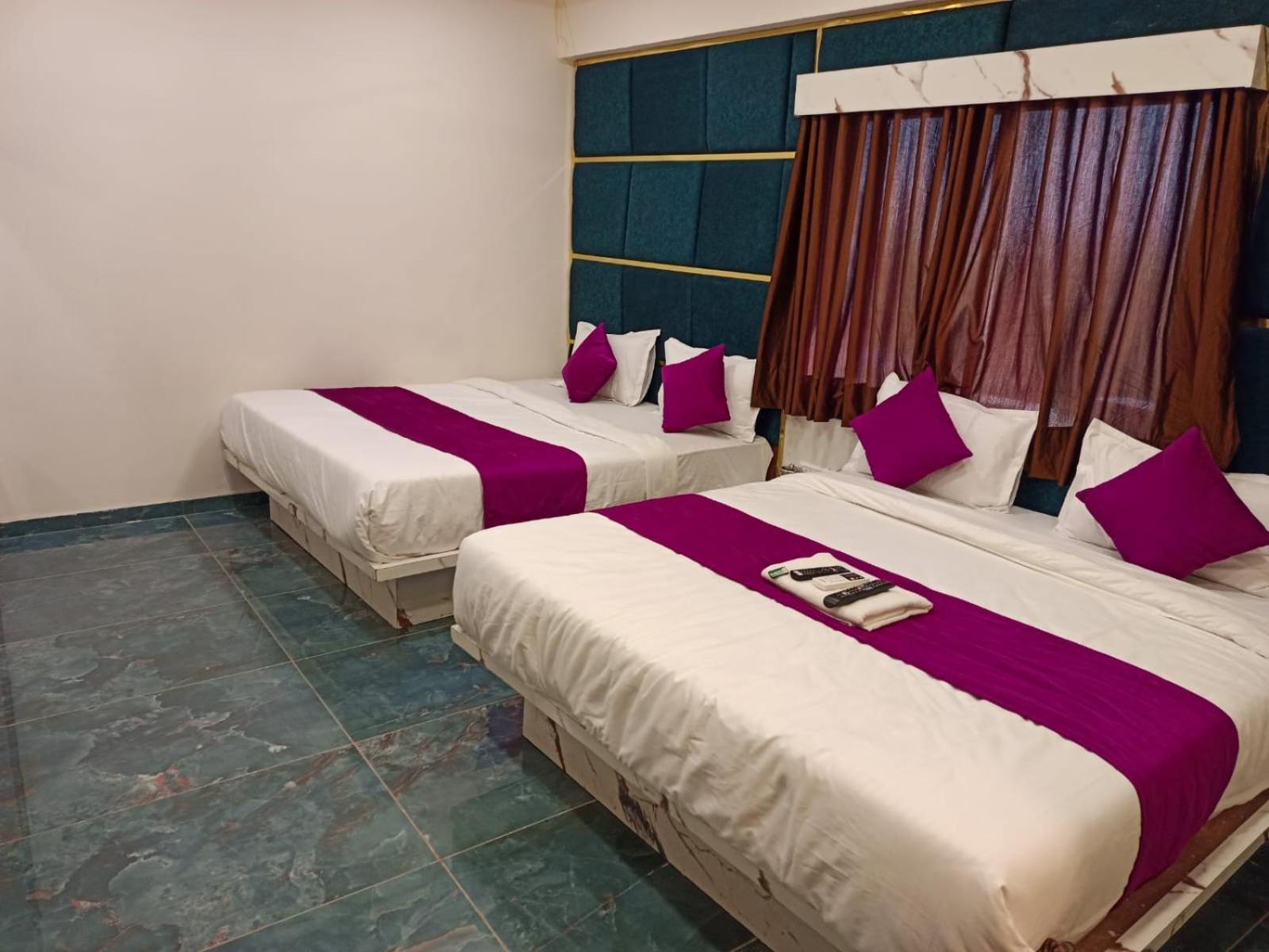 Hotel Karnavati *