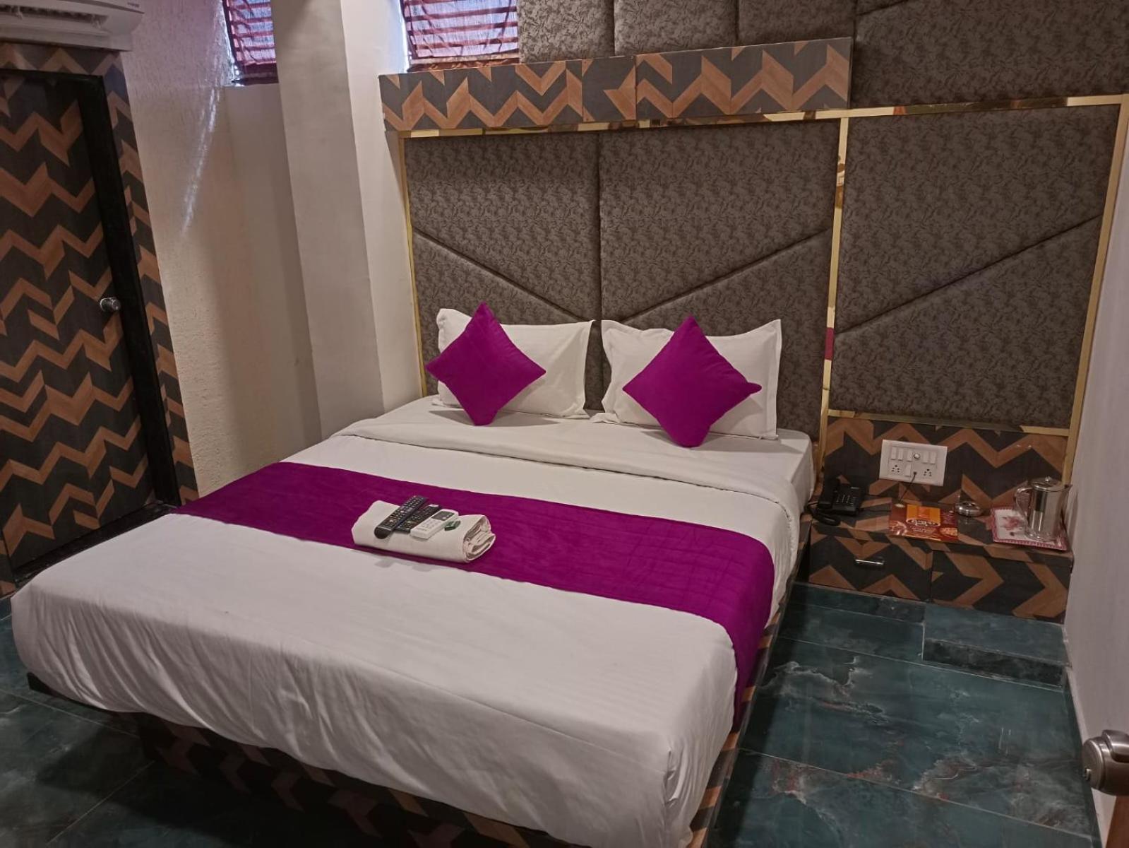 Karnavati Hotel Ahmedabad