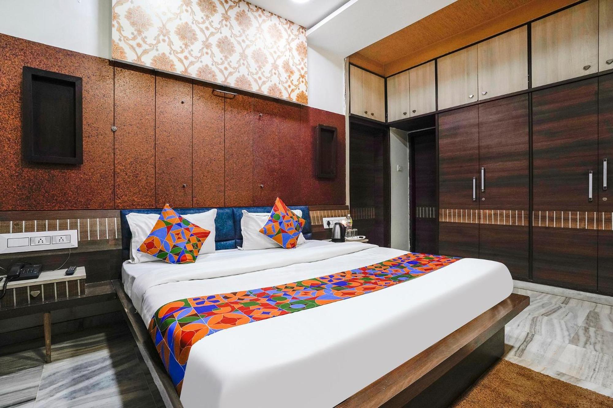 Fabhotel Rest & Peace Ahmedabad