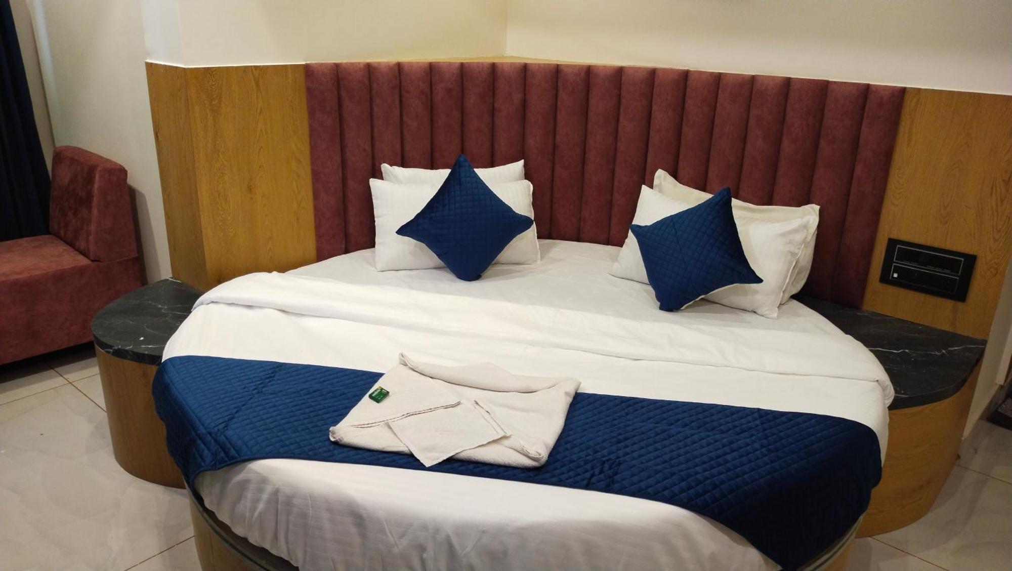Campus Hotel Ahmedabad