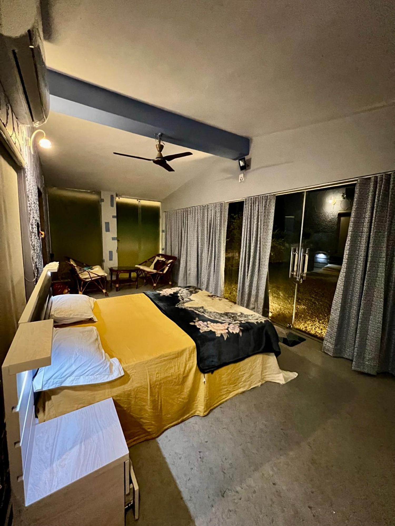 Holiday home Artist Abode