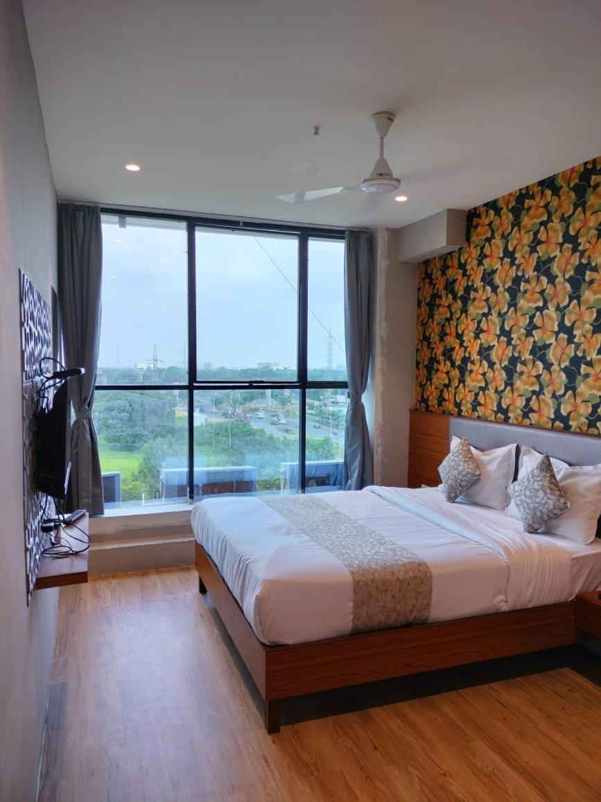 Vibes Hotel