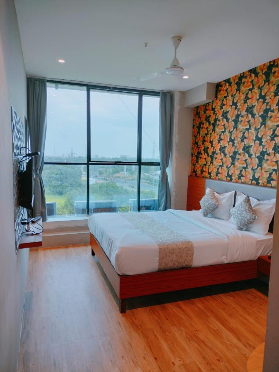 Vibes Hotel Ahmedabad