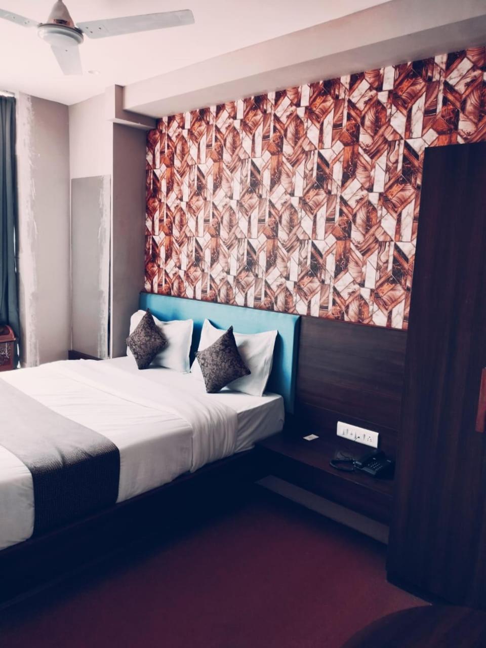 Vibes Hotel Ahmedabad