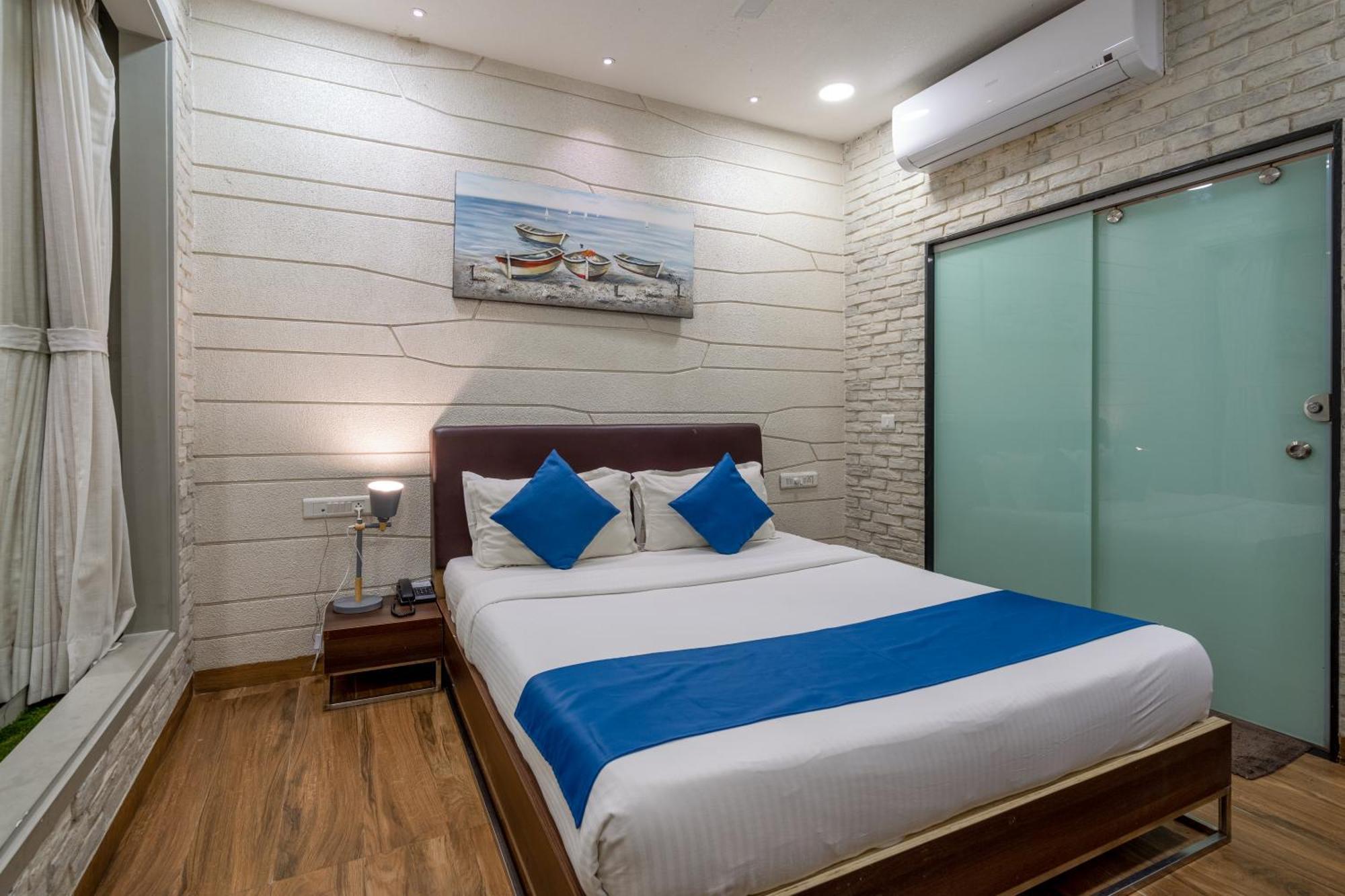 Tribecca Select, Hotel
