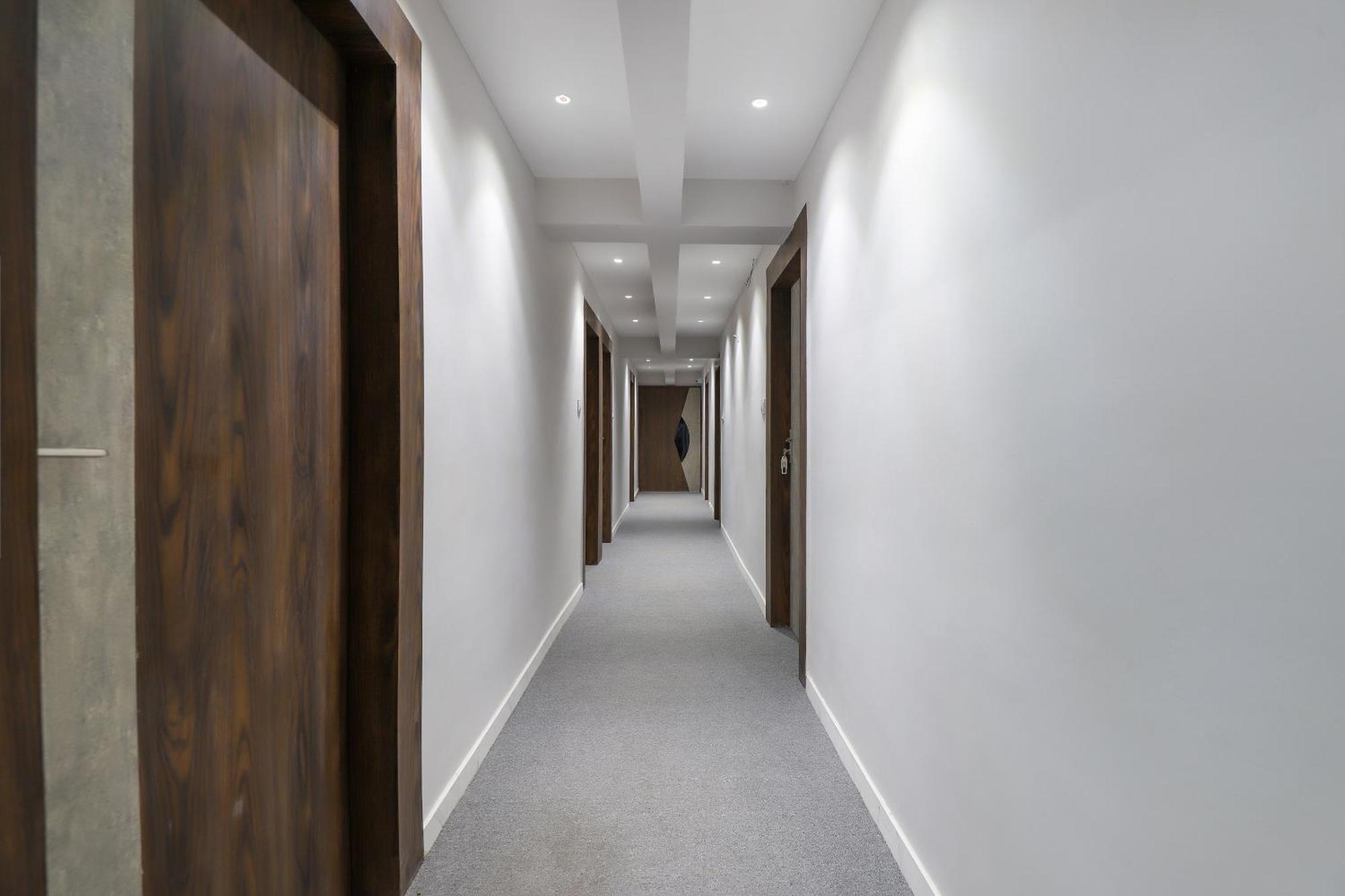 Hotel Oyo Shree Niwas