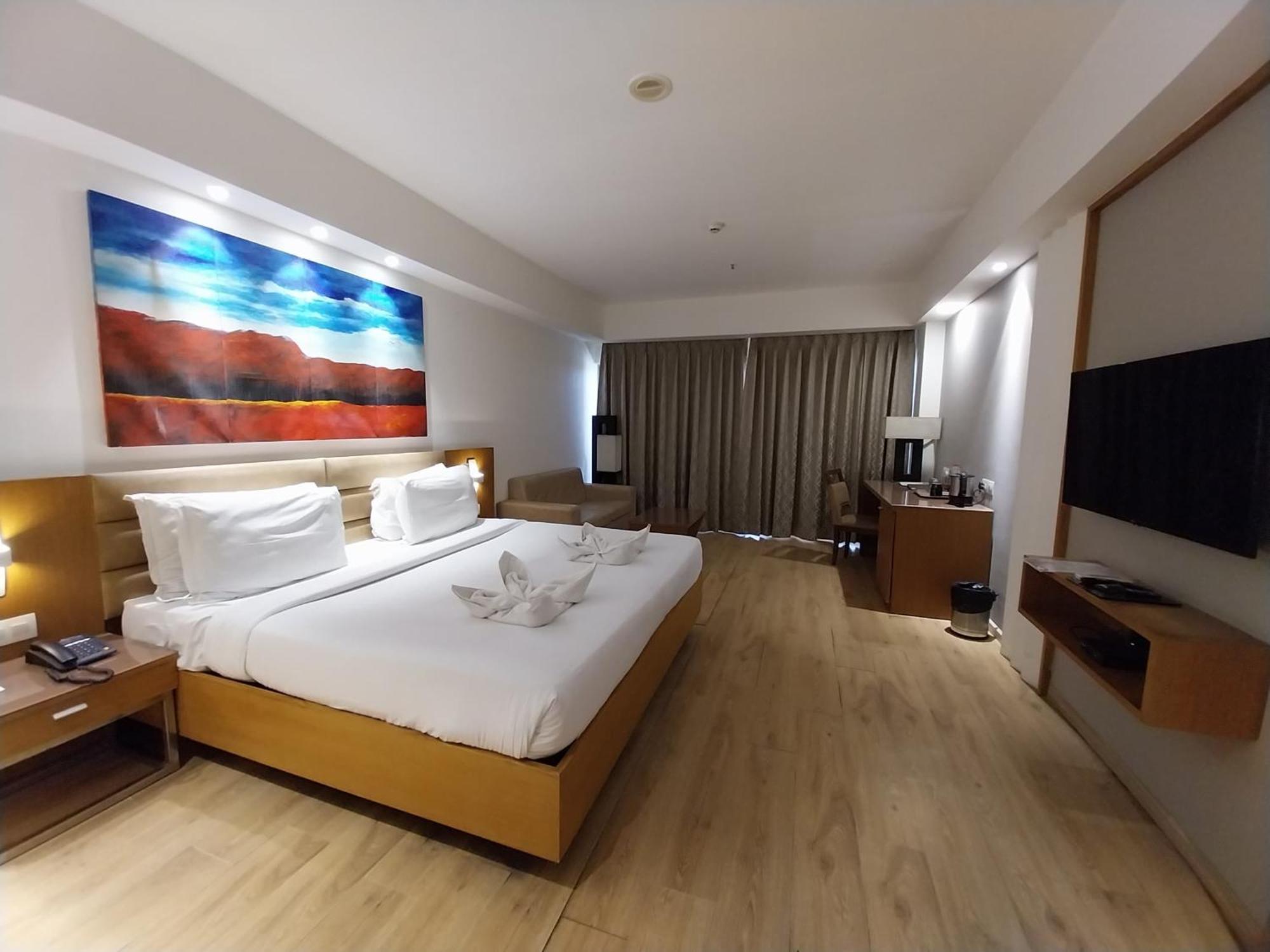 Hotel Ymca International Centre 3*