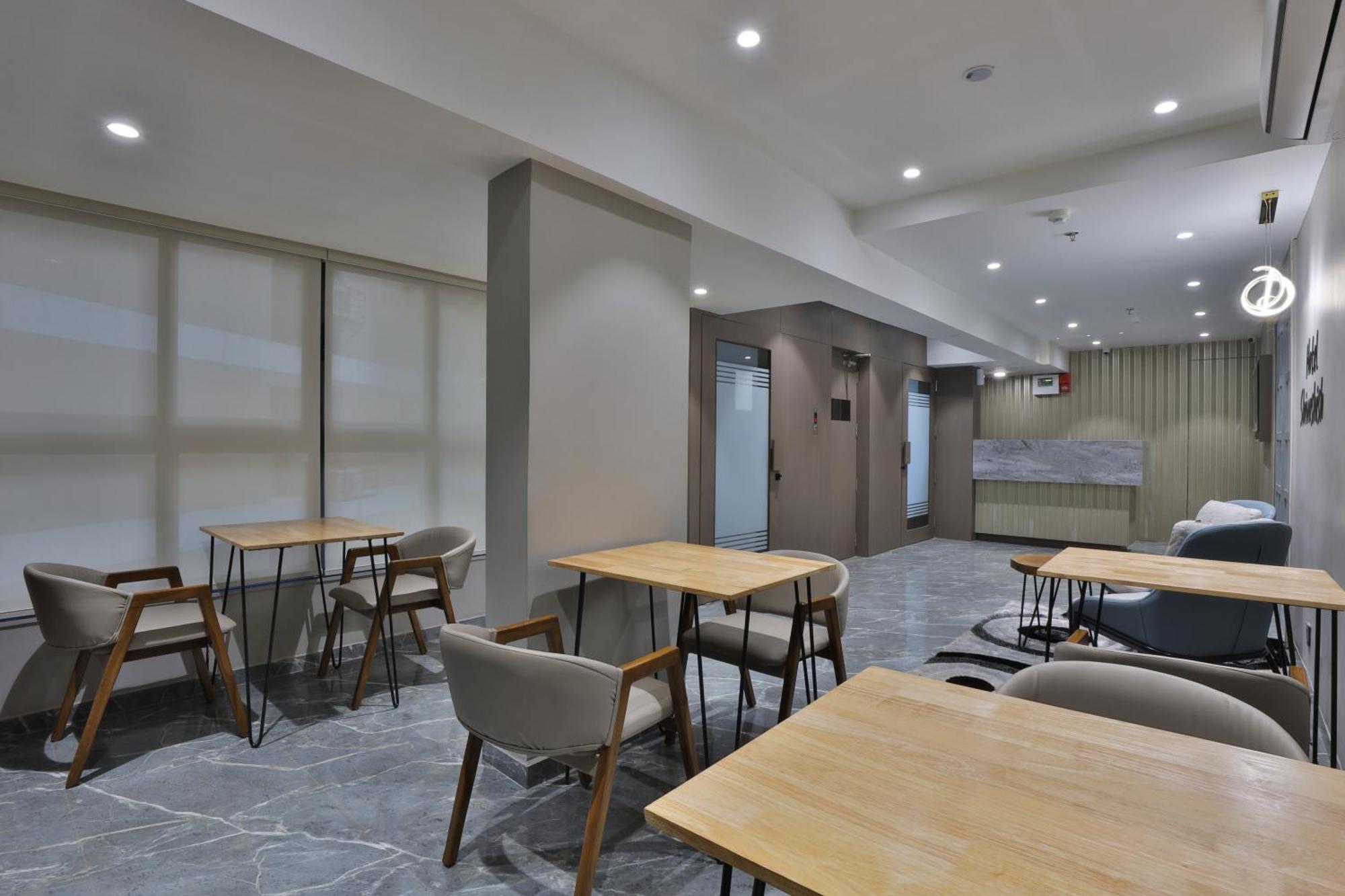 Hotel Shivashish 3*