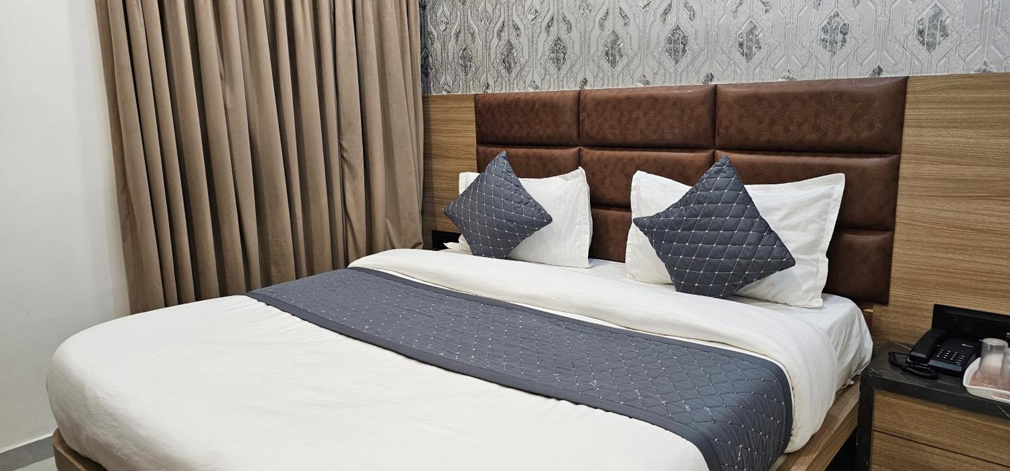 Hotel Allen Ahmedabad