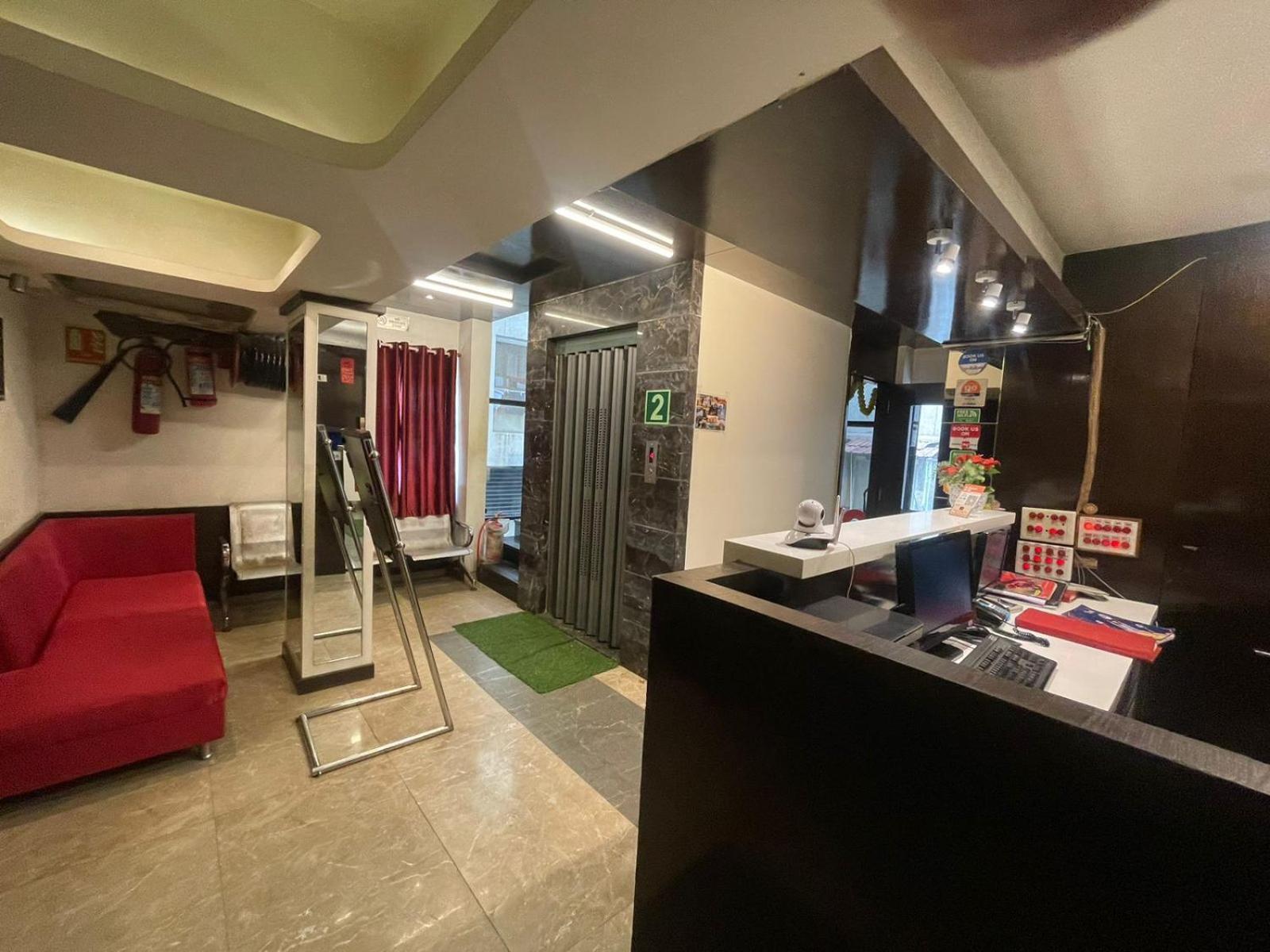 Hotel The Metro Park 3*