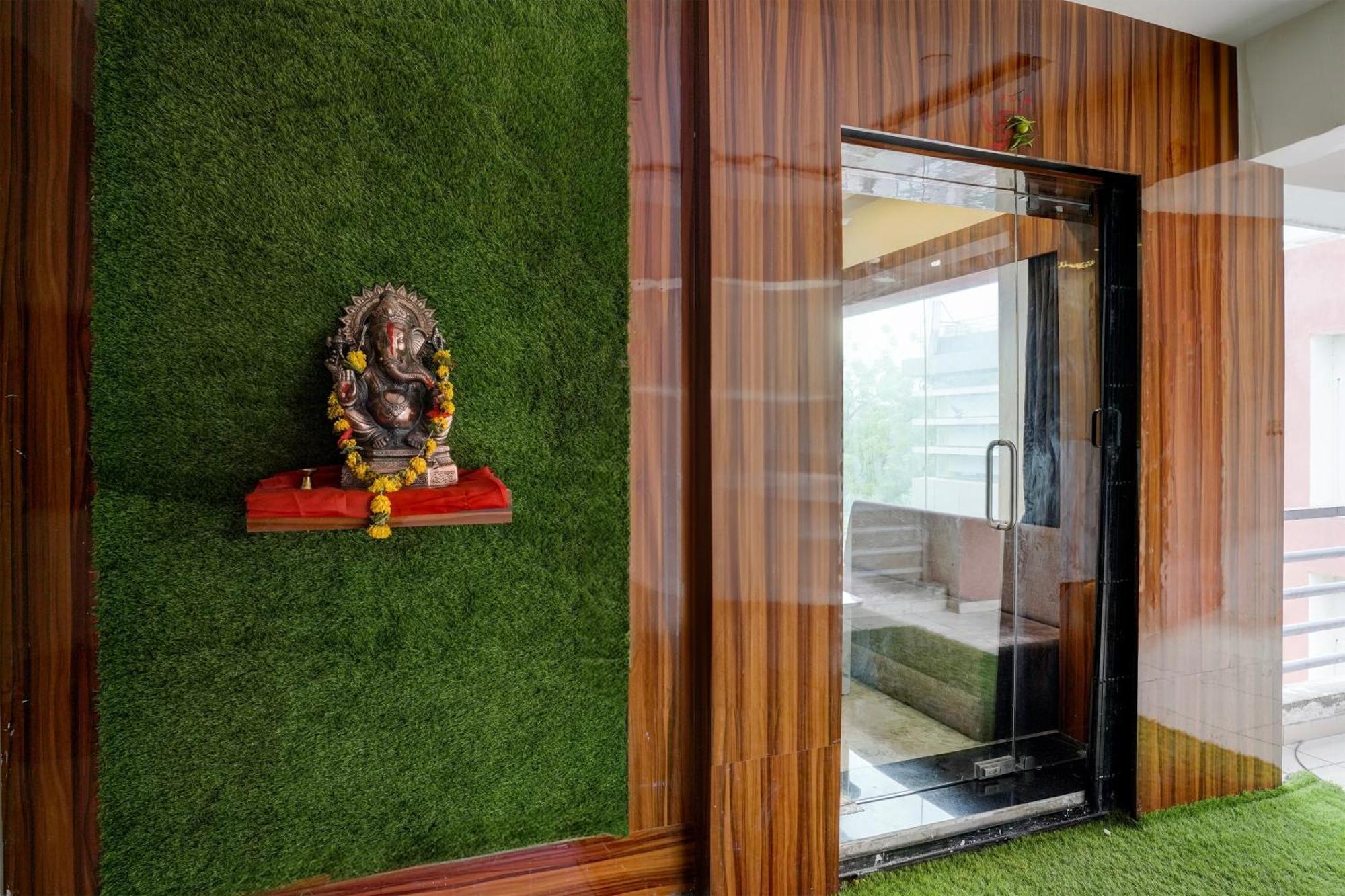 O Shubham 3* Ahmedabad