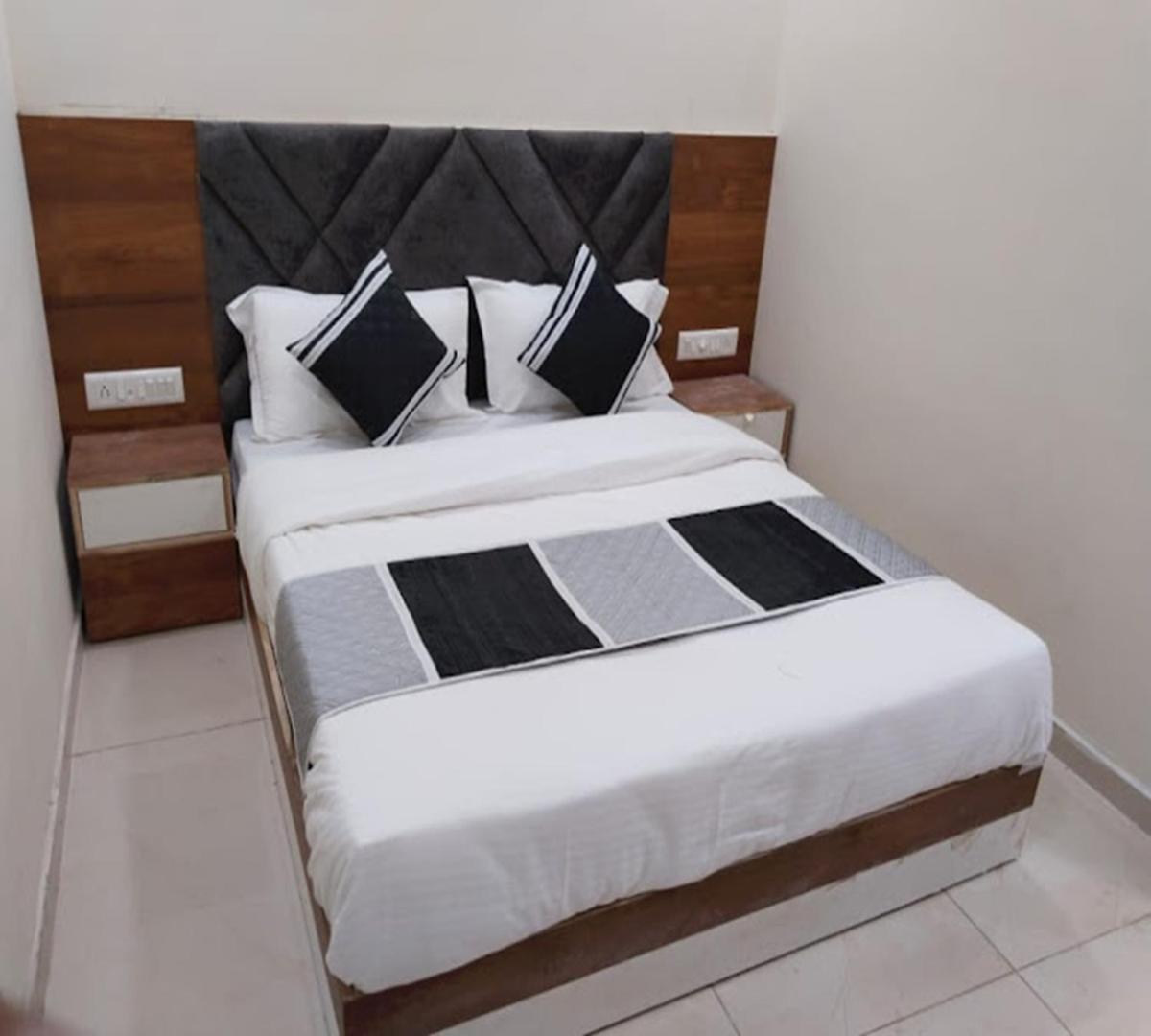 Galaxy Hotel Ahmedabad