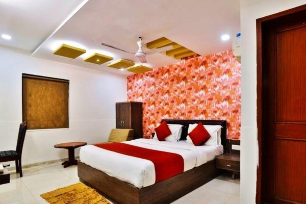 Hotel Sadbhav 3*