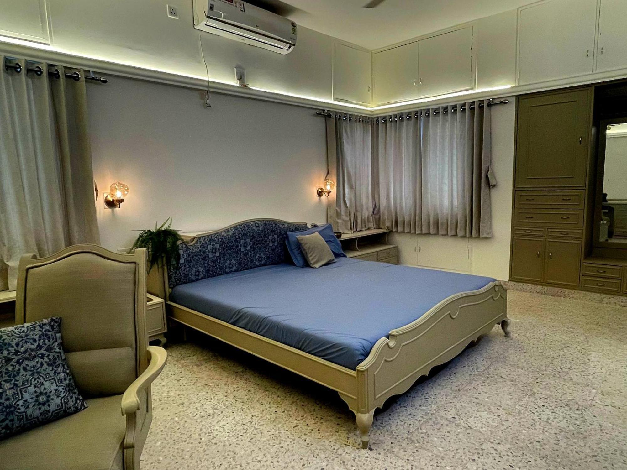 La Shangrila Charming Center * Ahmedabad