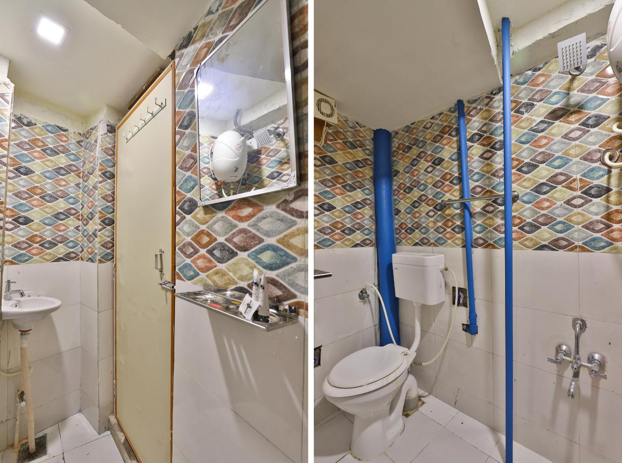 Oyo 30712 Surya Palace 3*