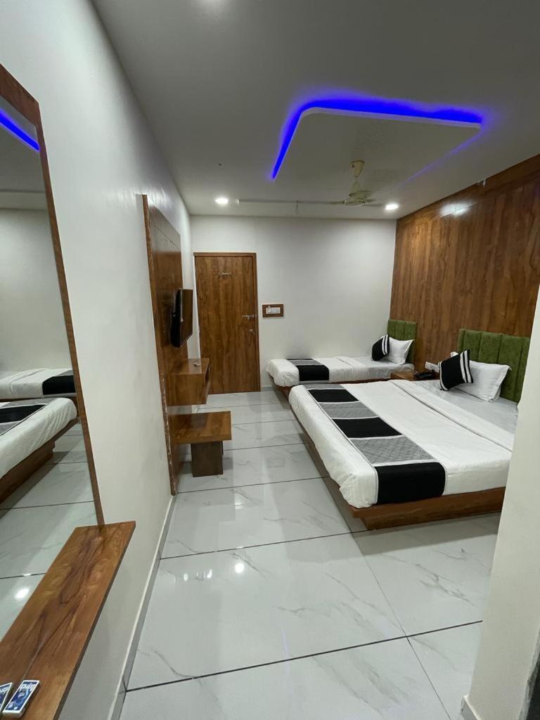 Hotel Lemon I