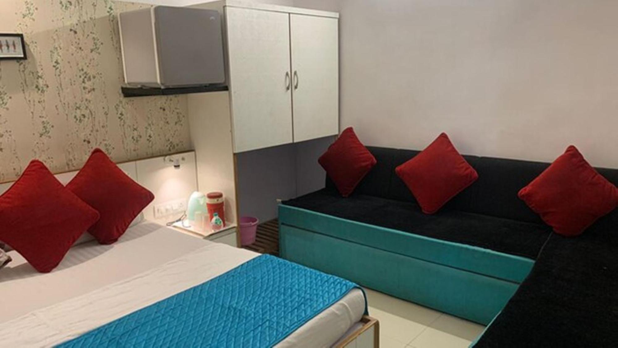 Hotel Chatako Ahmedabad