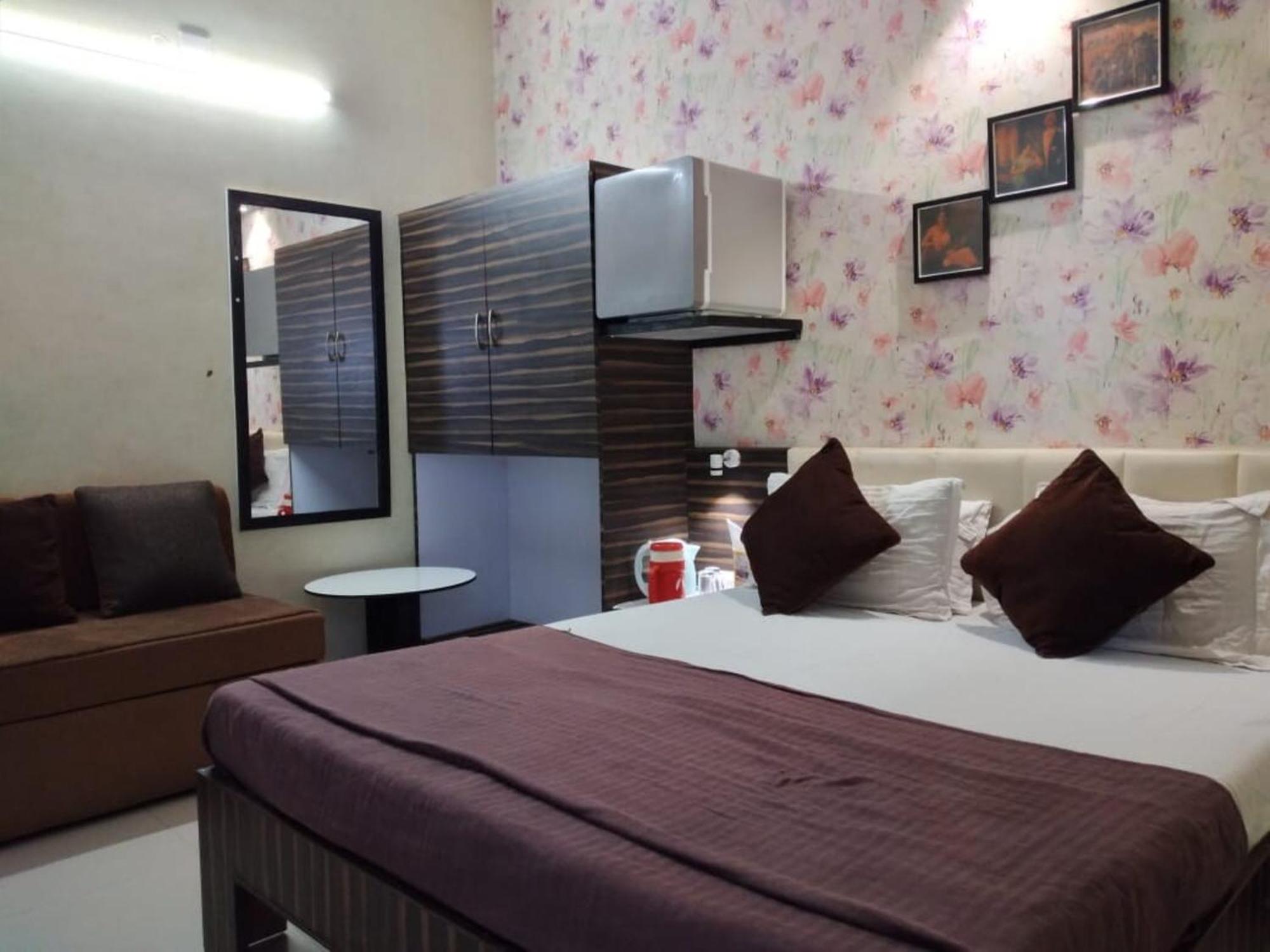 Chatako Hotel Ahmedabad