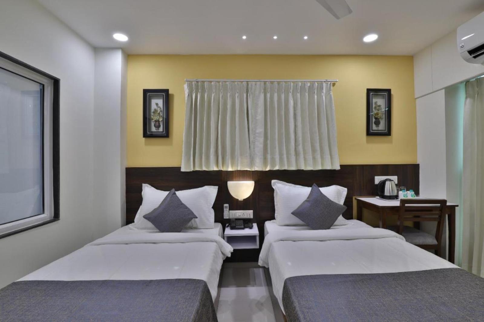 Hotel Leo Ahmedabad