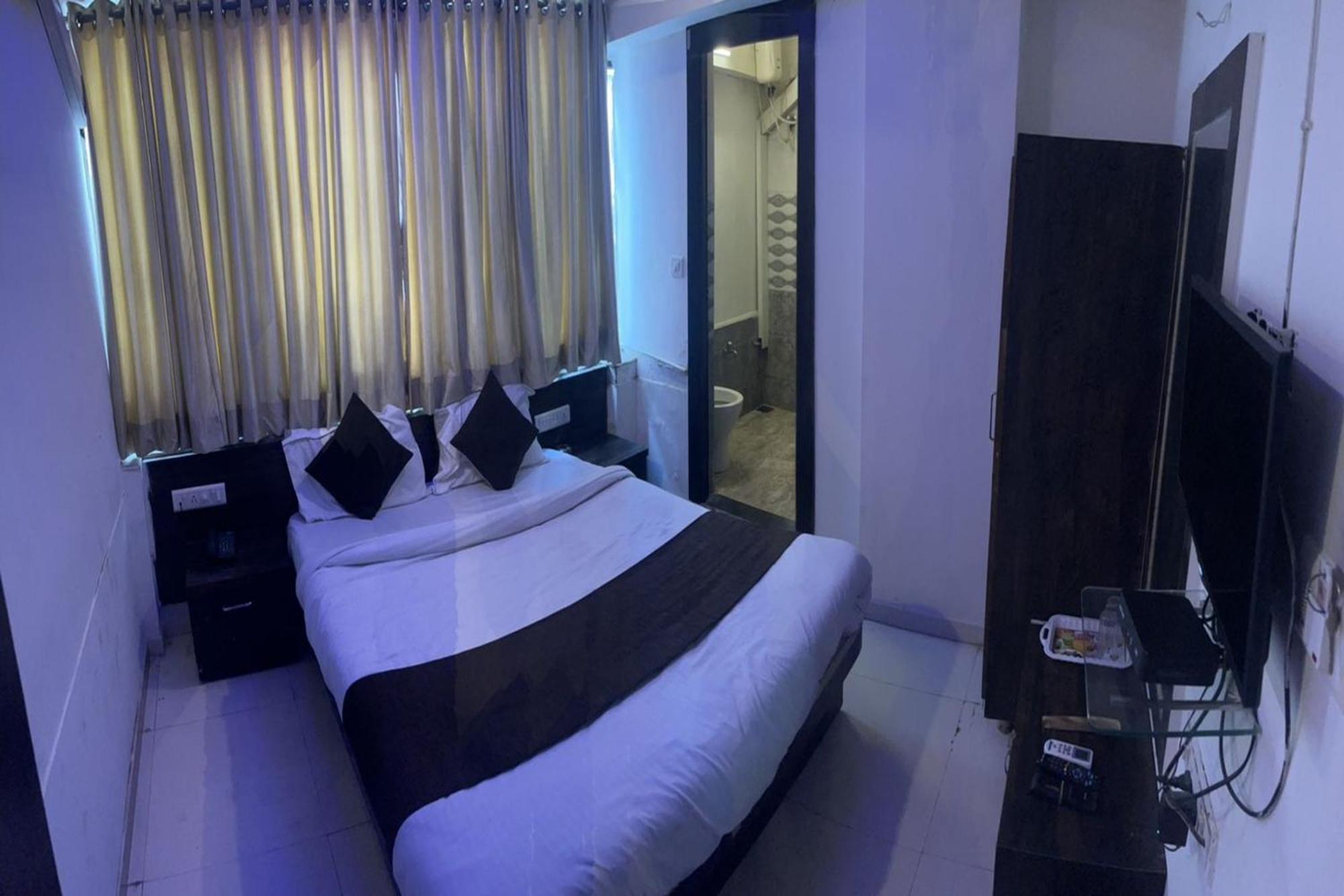 Kumkum Hotel Ahmedabad