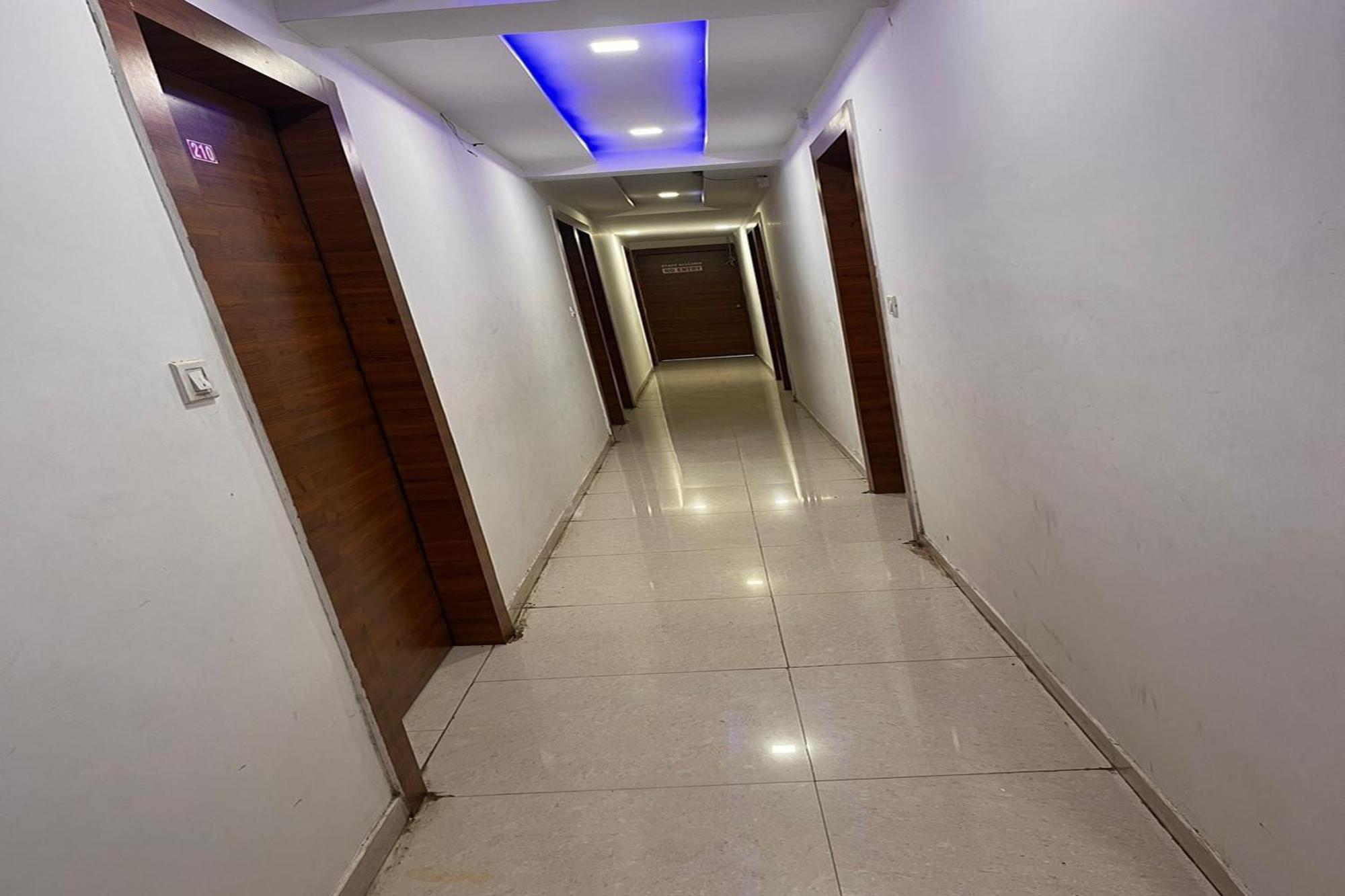 Kumkum Hotel Ahmedabad